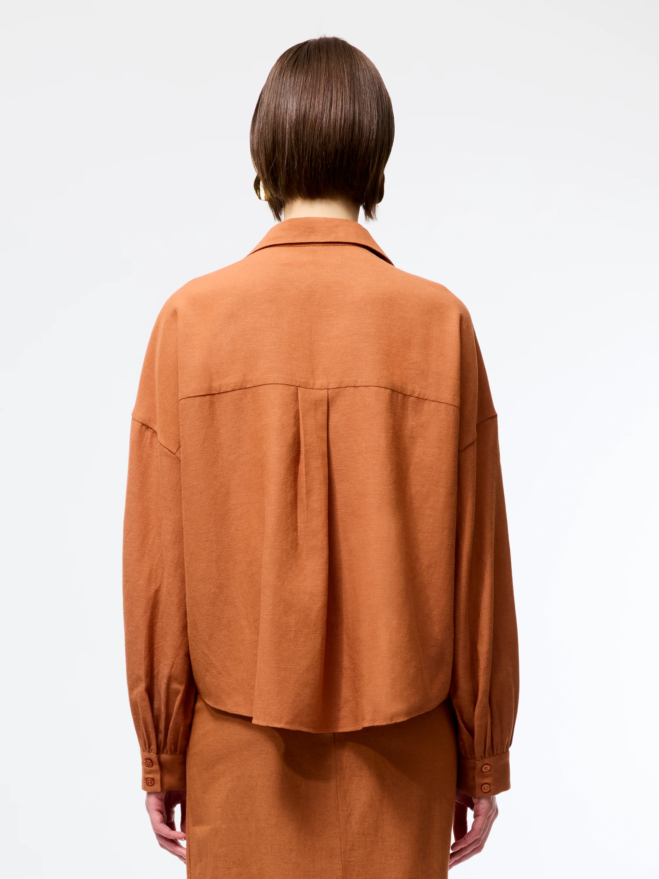 Ariette Linen Blend Long Sleeve Tuck Shirt - Image 5