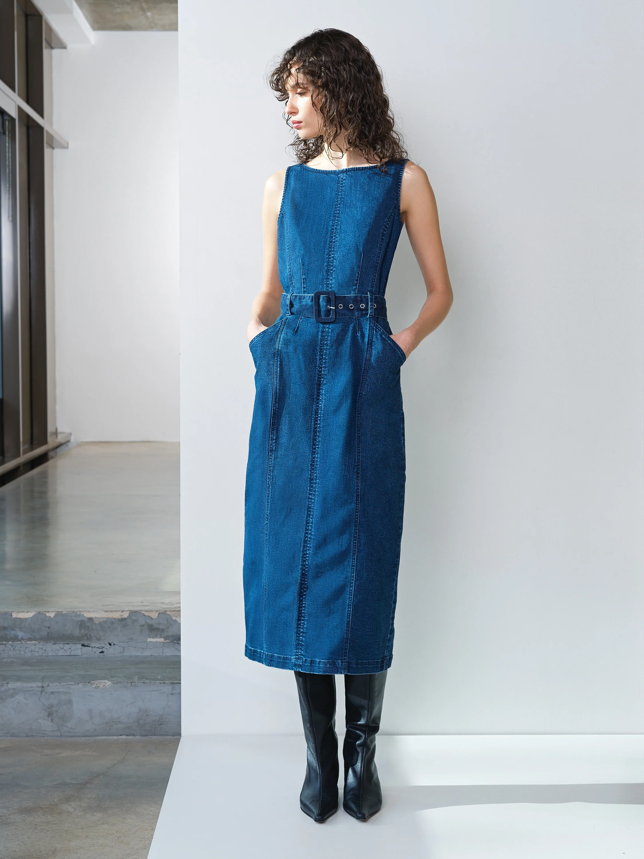 Arywoode Denim Belted Midi Dress - Image 4