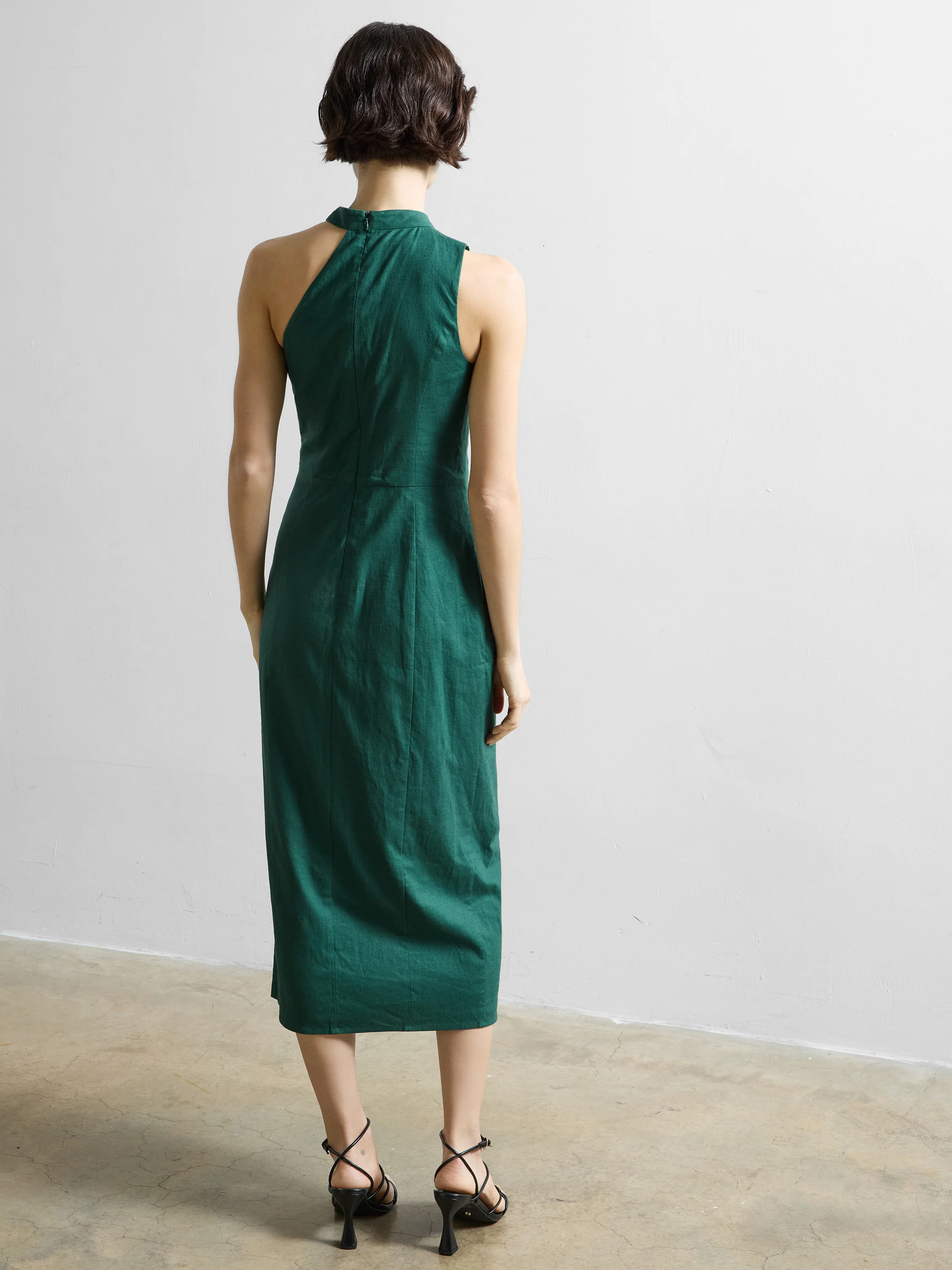 Aspen Linen Blend Halterneck Midi Dress - Image 6