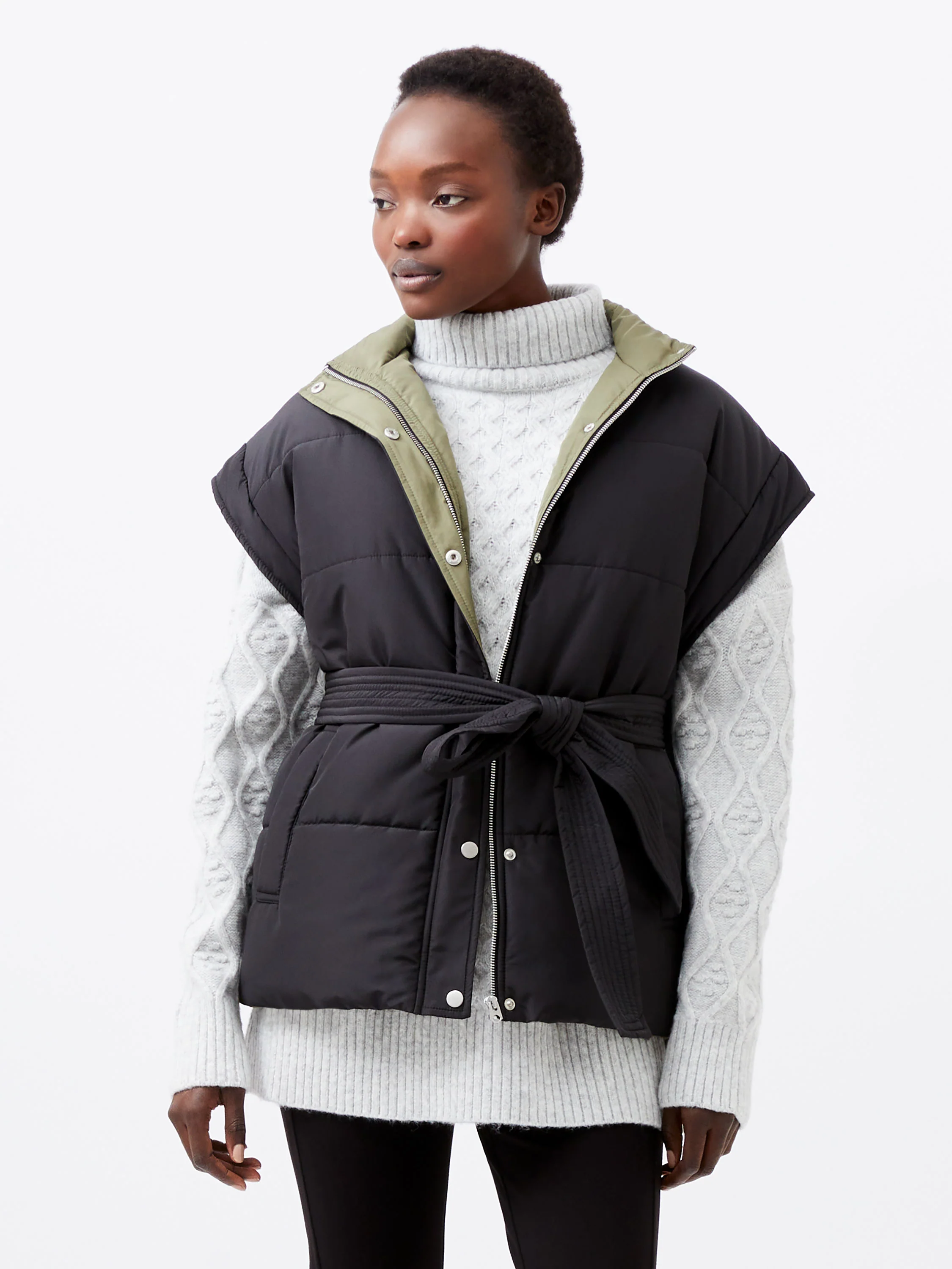 Auden Recycled Puffer Gilet Vest - Image 2