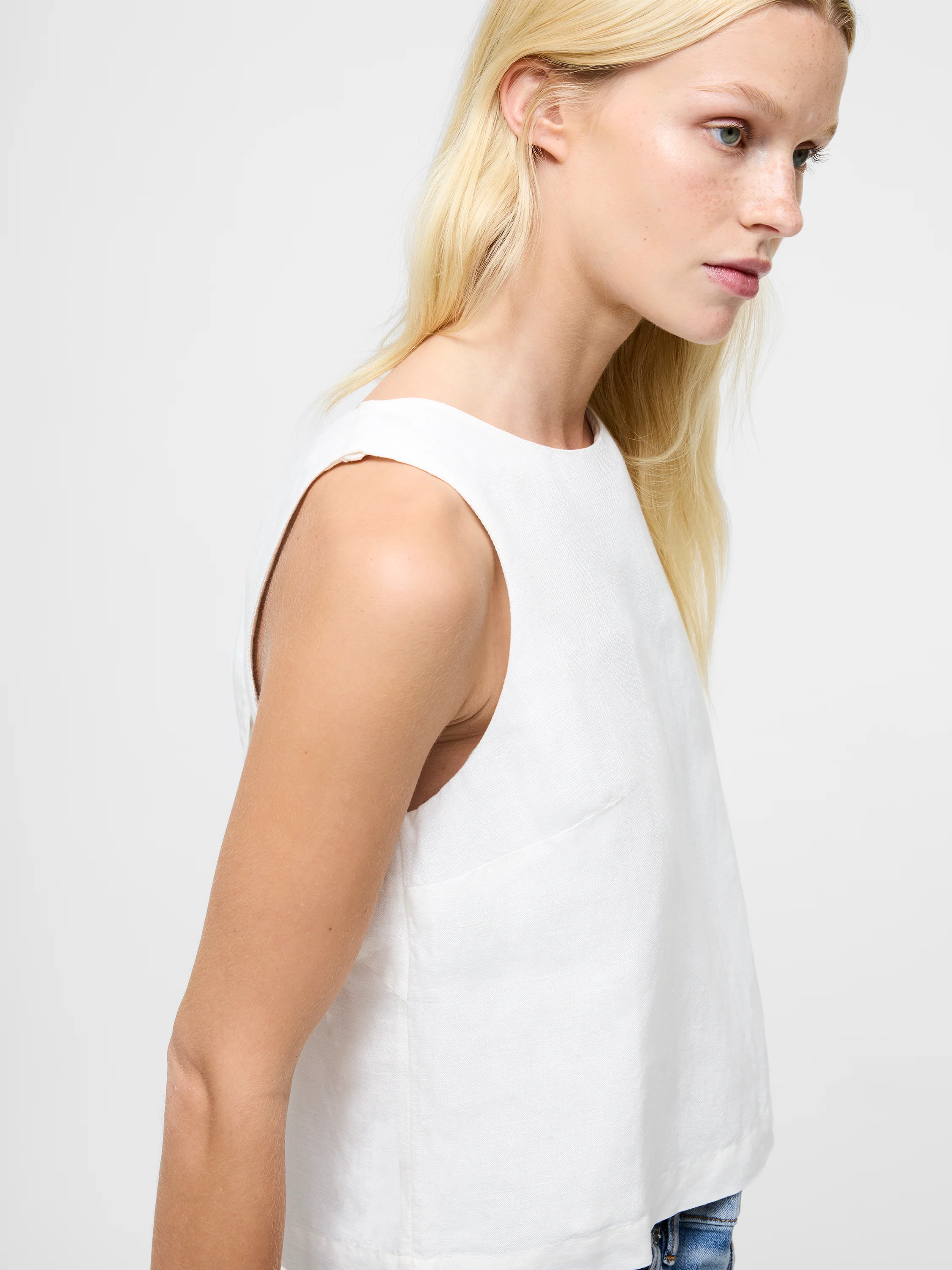 Birdie Linen Tie Back Swing Top - Image 4