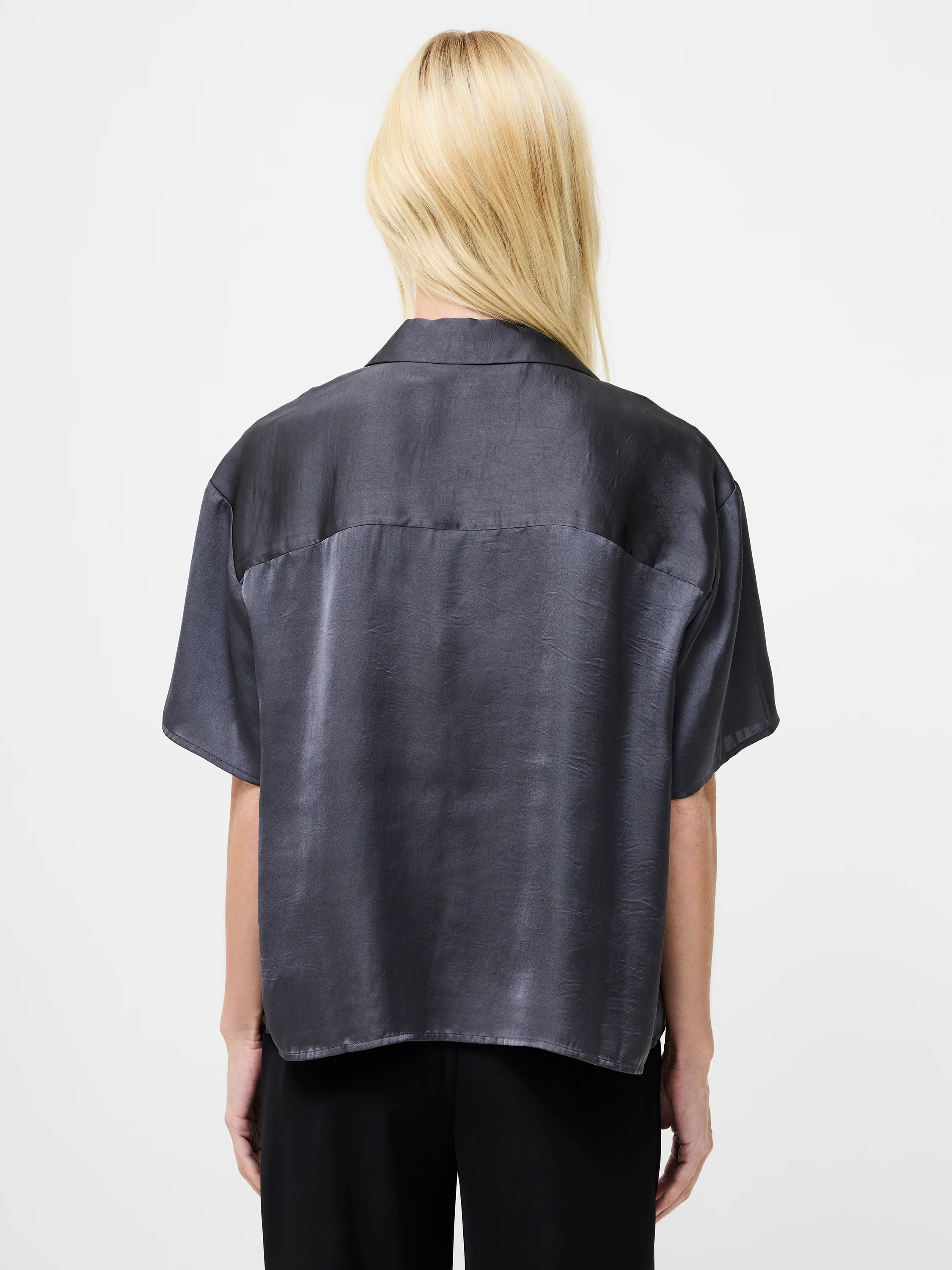 Blaine Hammered Satin Short Sleeved Shirt - Image 4