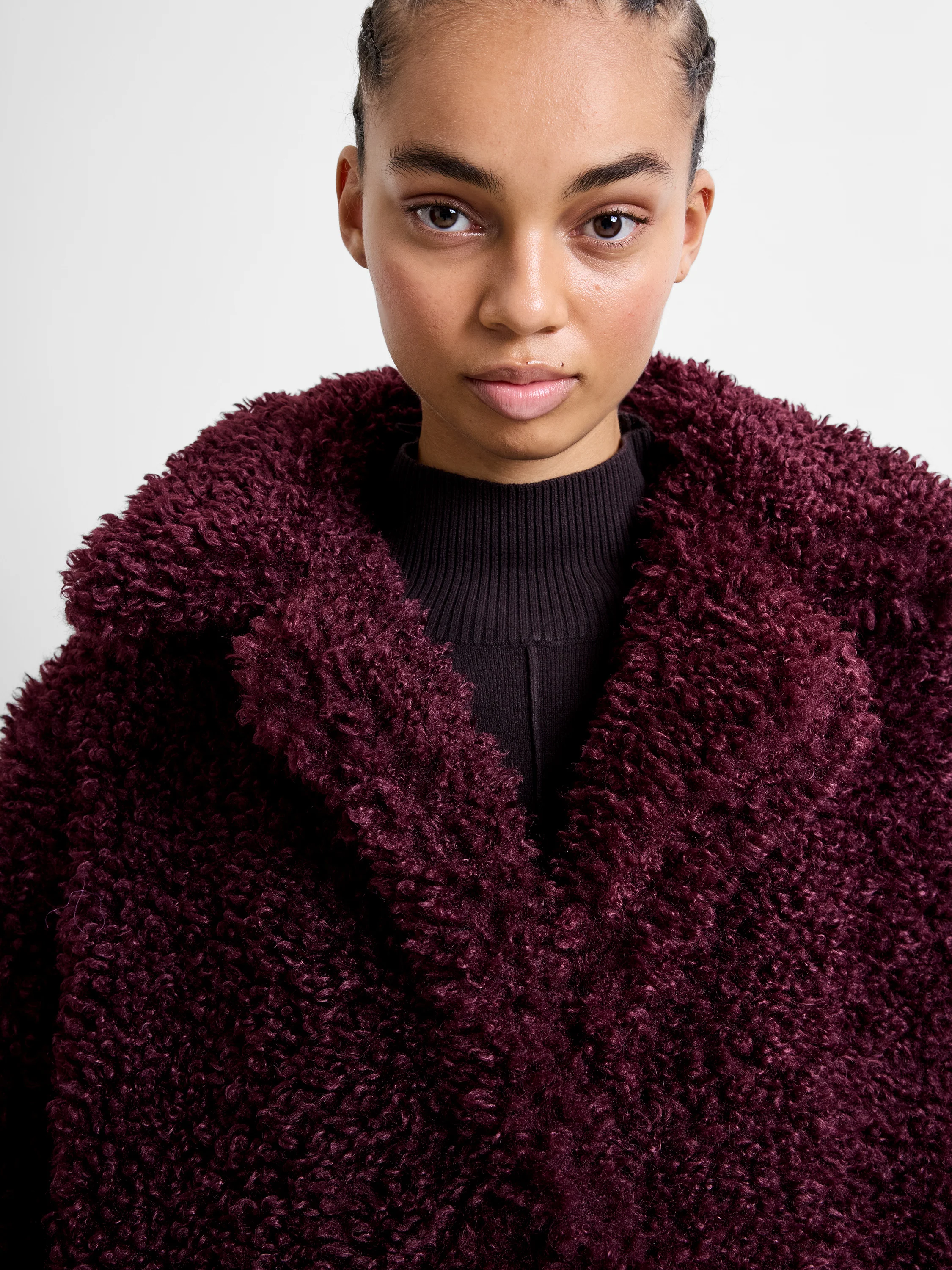 Boucle Peak Collar Coat - Image 4