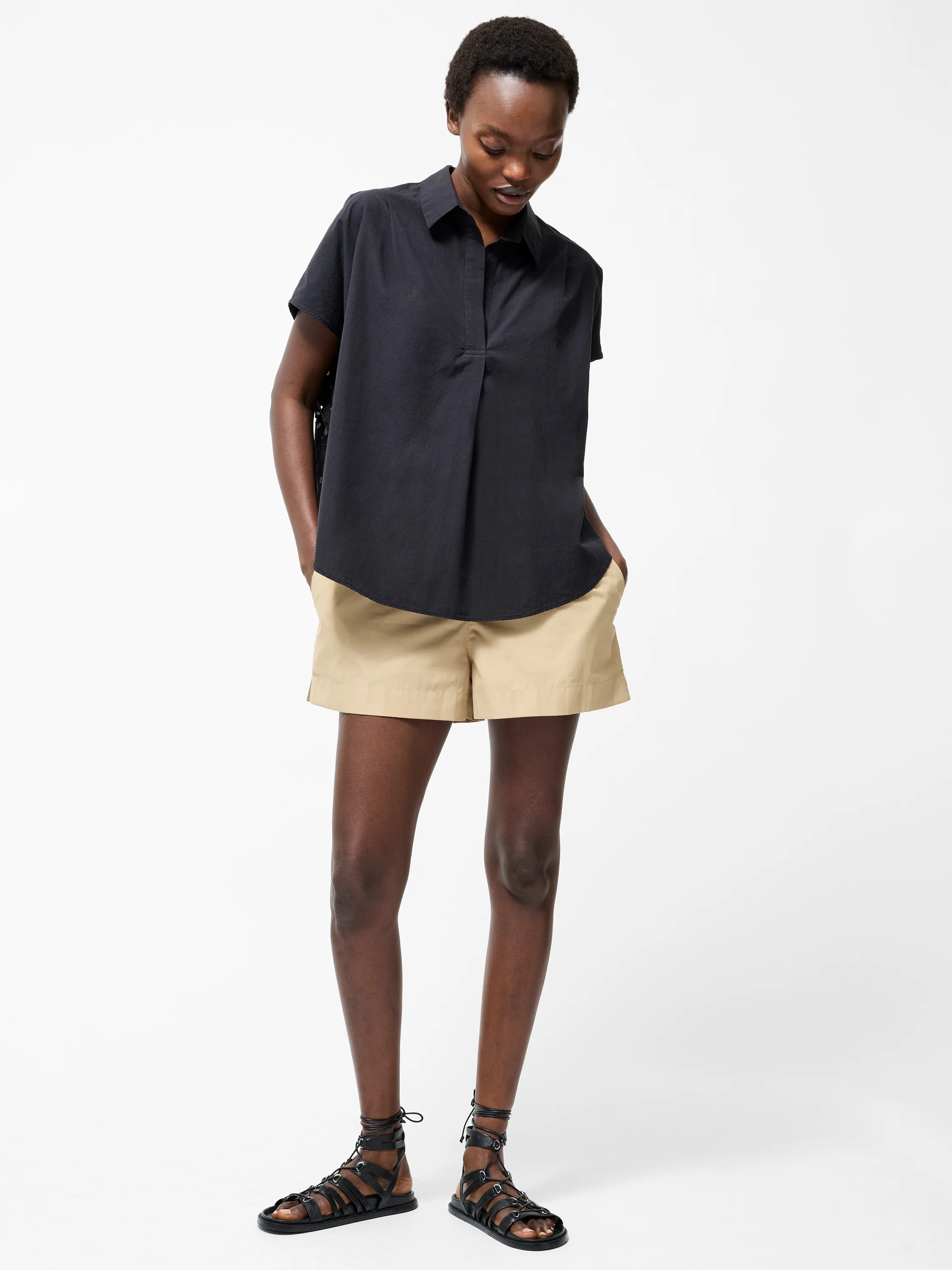 Broderie Back Short Sleeve Popover Shirt - Image 4