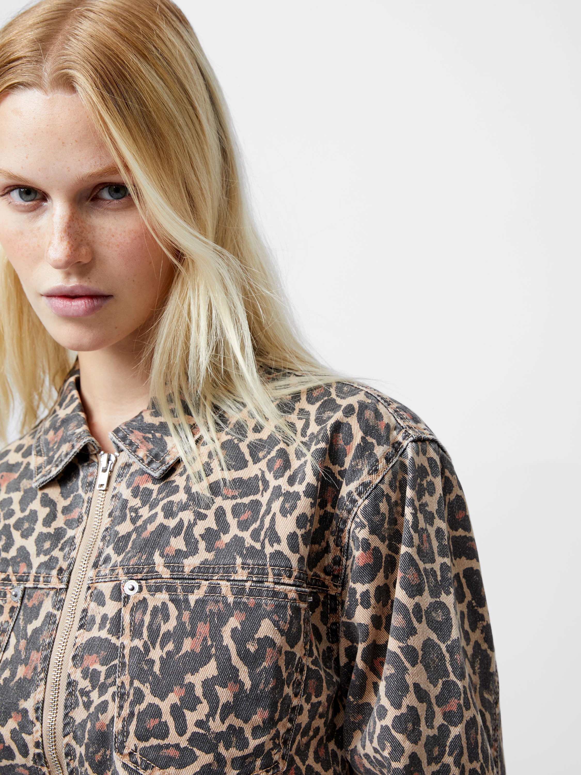 Charlie Leopard Print Denim Jacket - Image 3