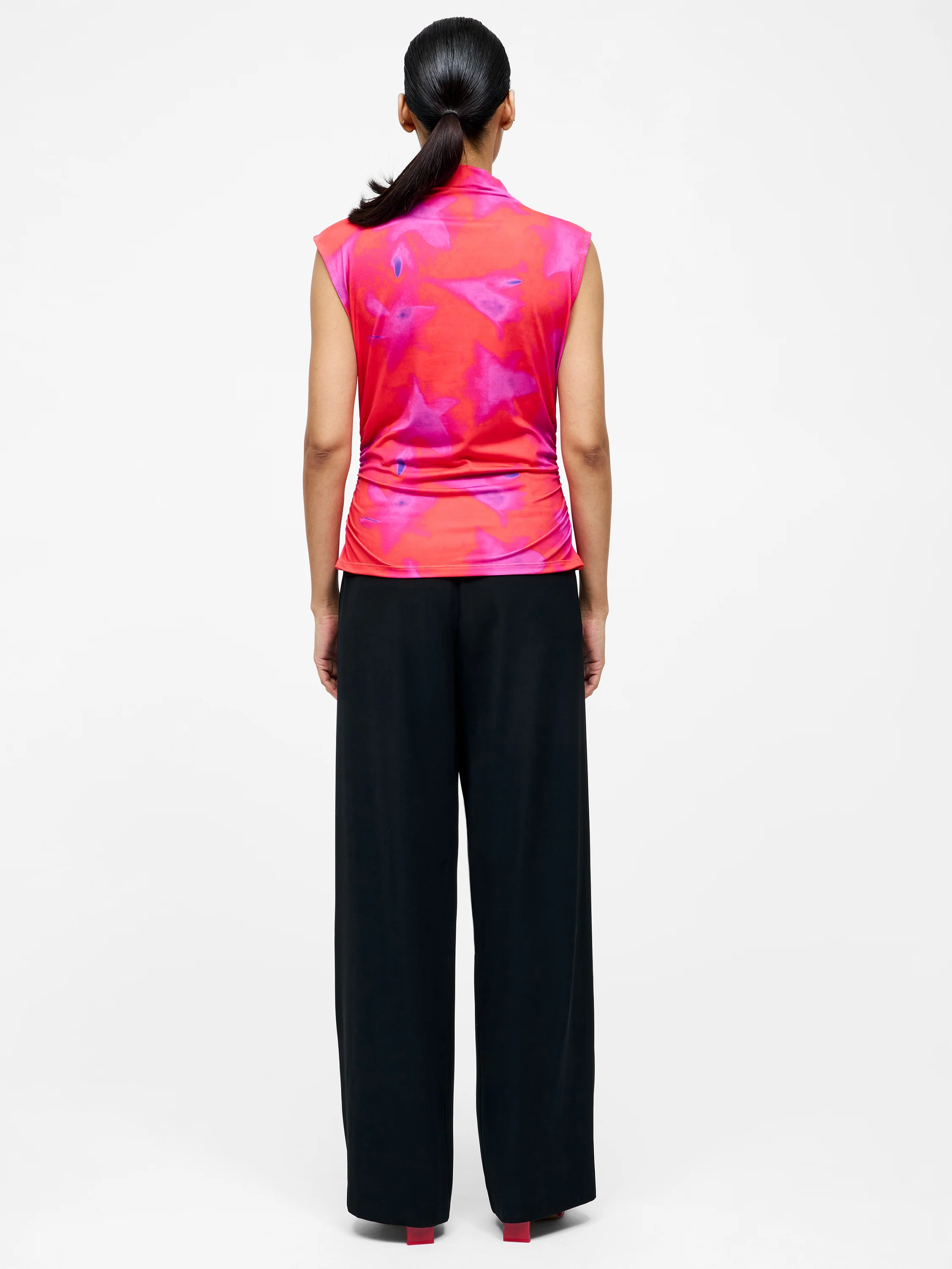 Christy Ruched Sleeveless Top - Image 5