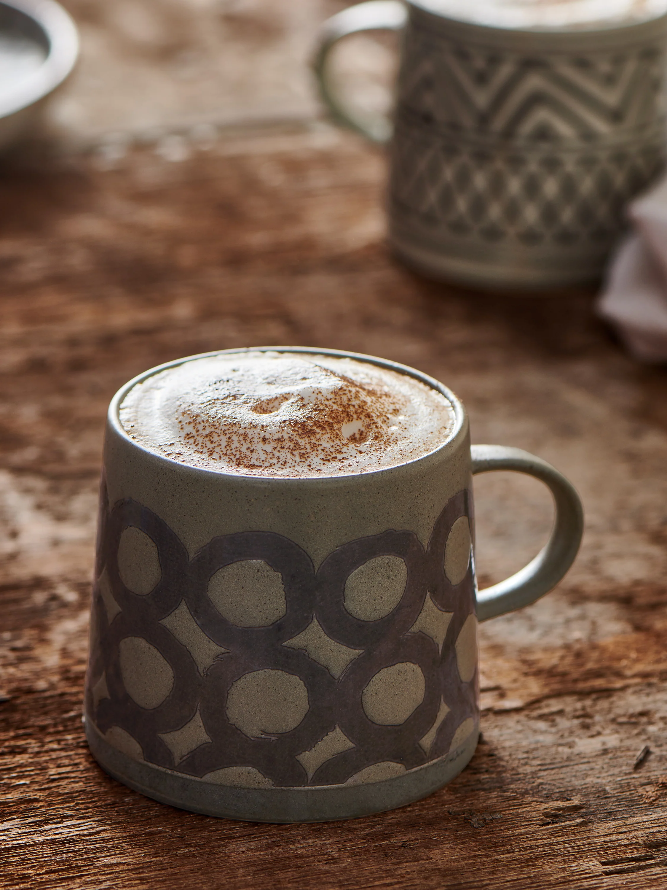Circular Pattern Stoneware Mug - Image 2
