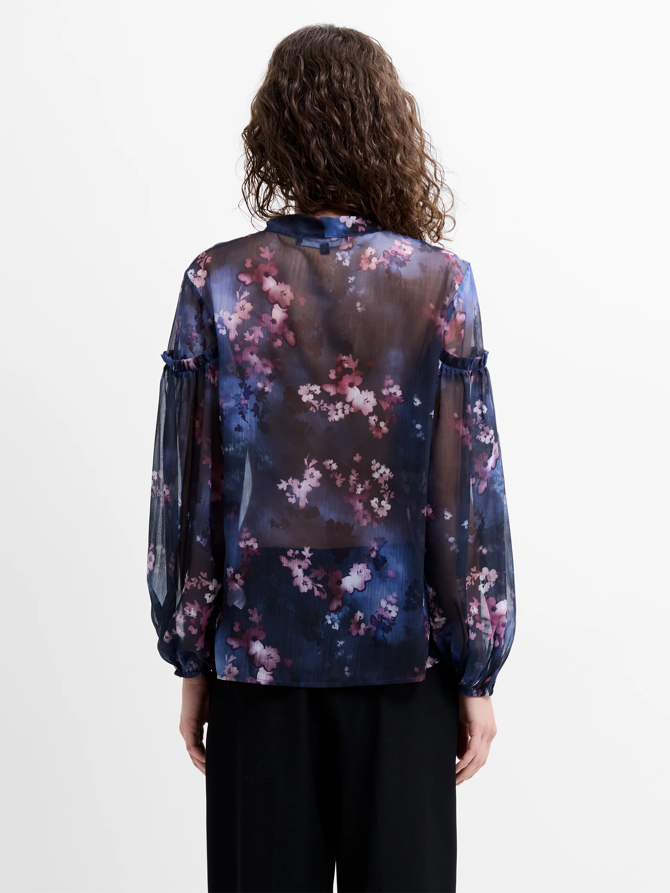 Clara Emina Sheer Bow Tie Shirt - Image 5