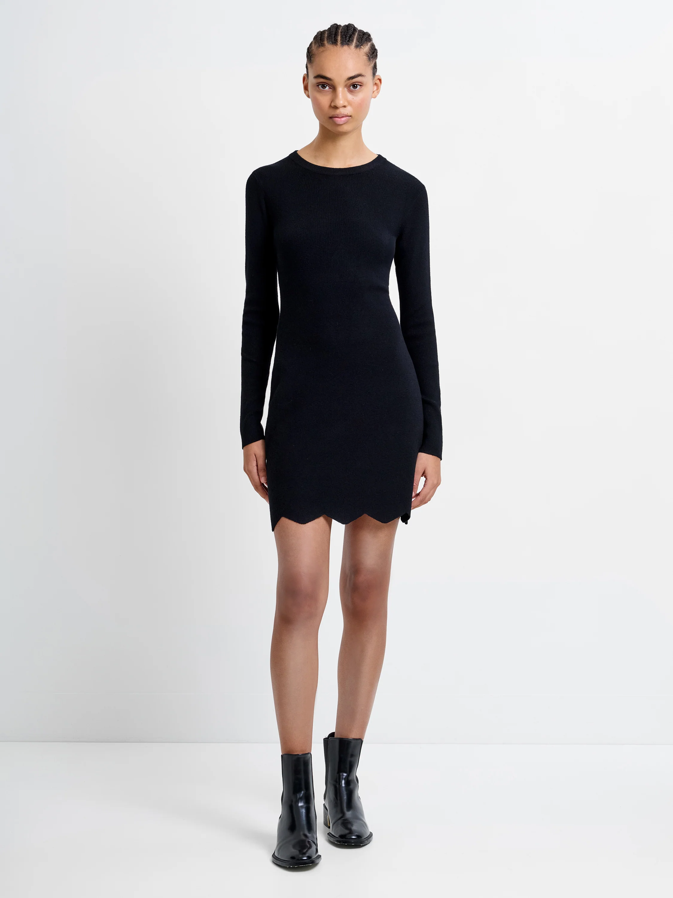 Cosy Knit Scallop Hem Long Sleeve Dress - Image 2