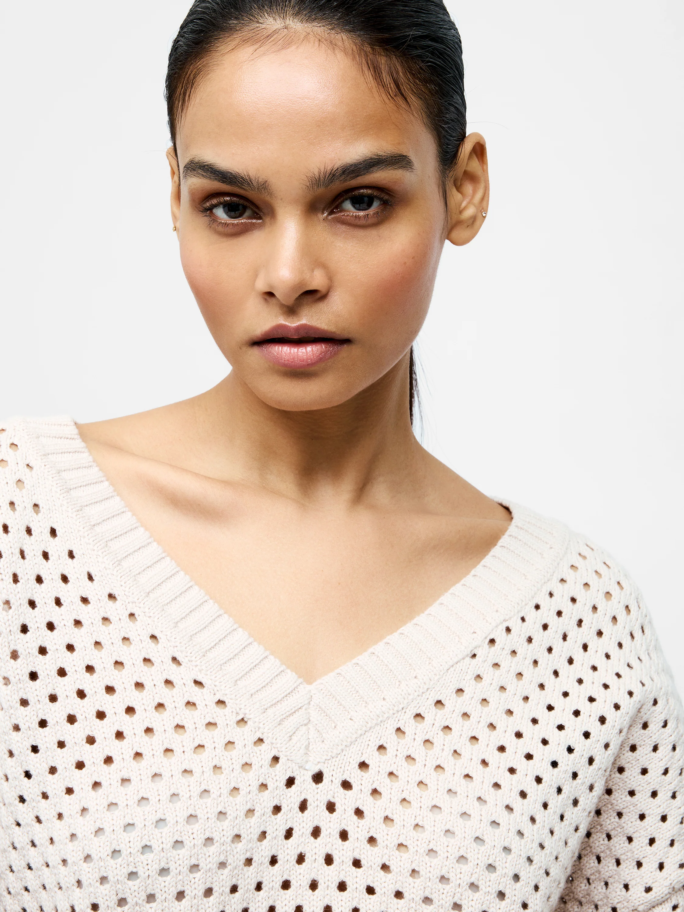 Crochet Knit V Neck Sweater - Image 2