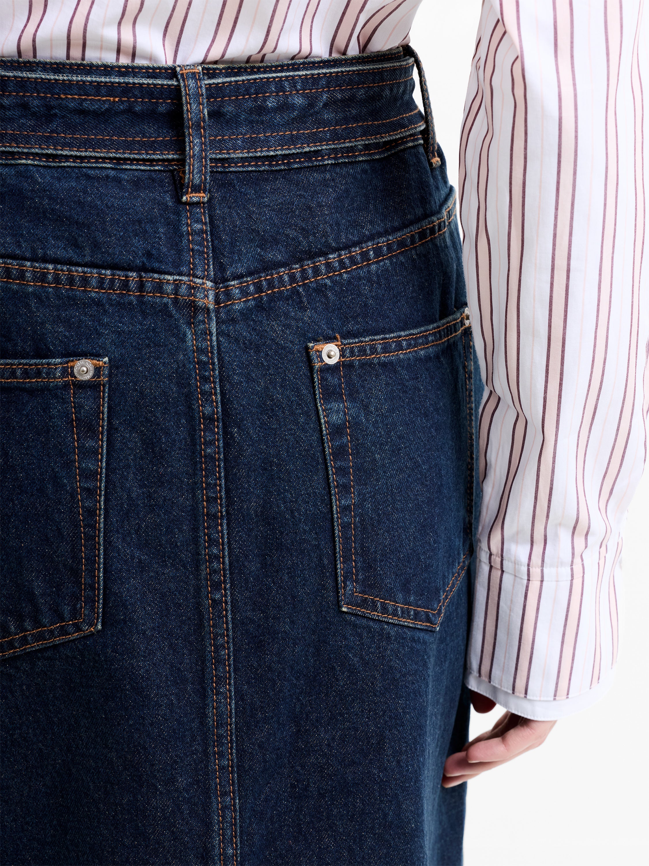 Dallas Denim Belted Midi Skirt - Image 5