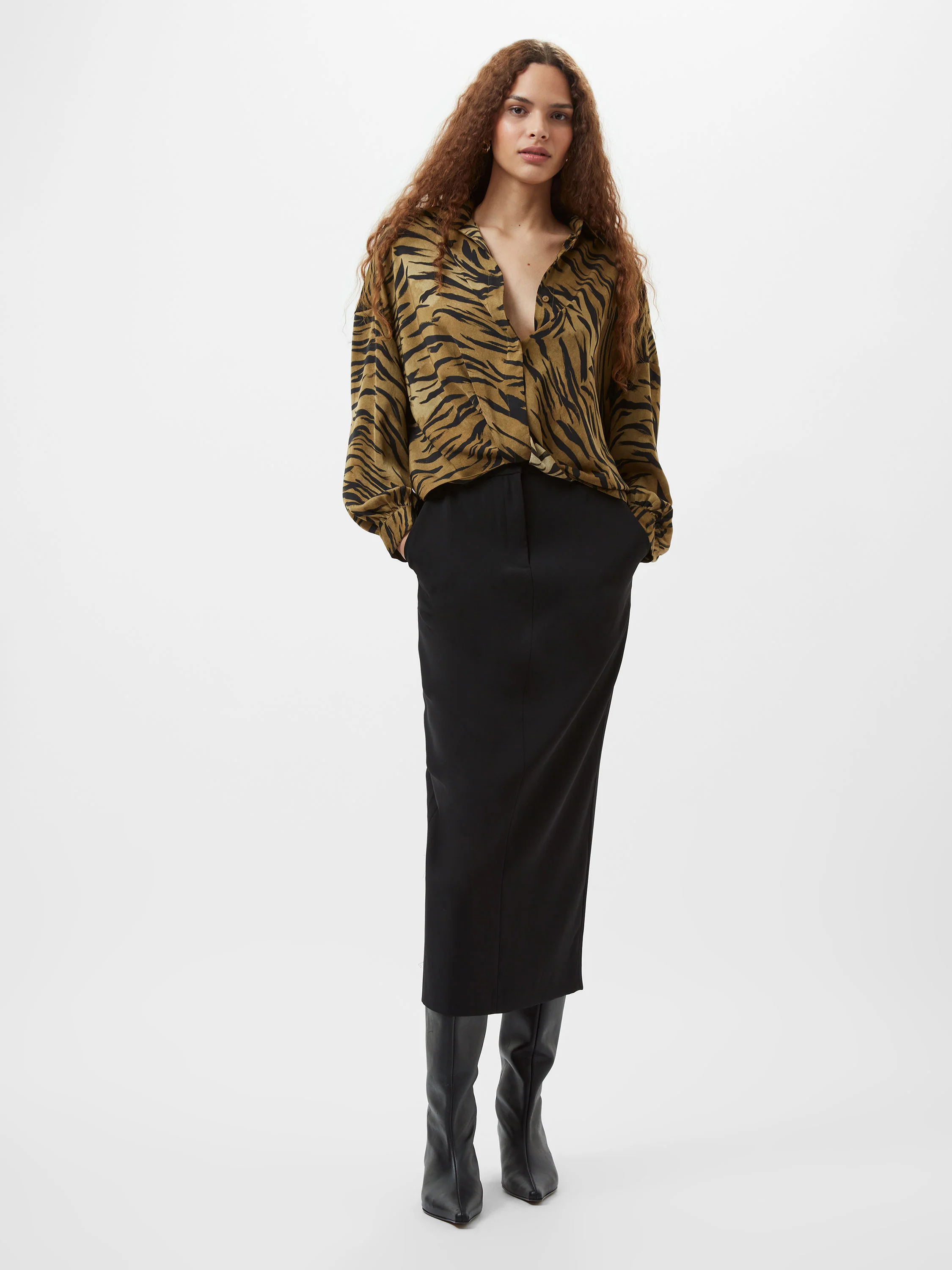 Damasco Adeline Print Tuck Shirt - Image 4