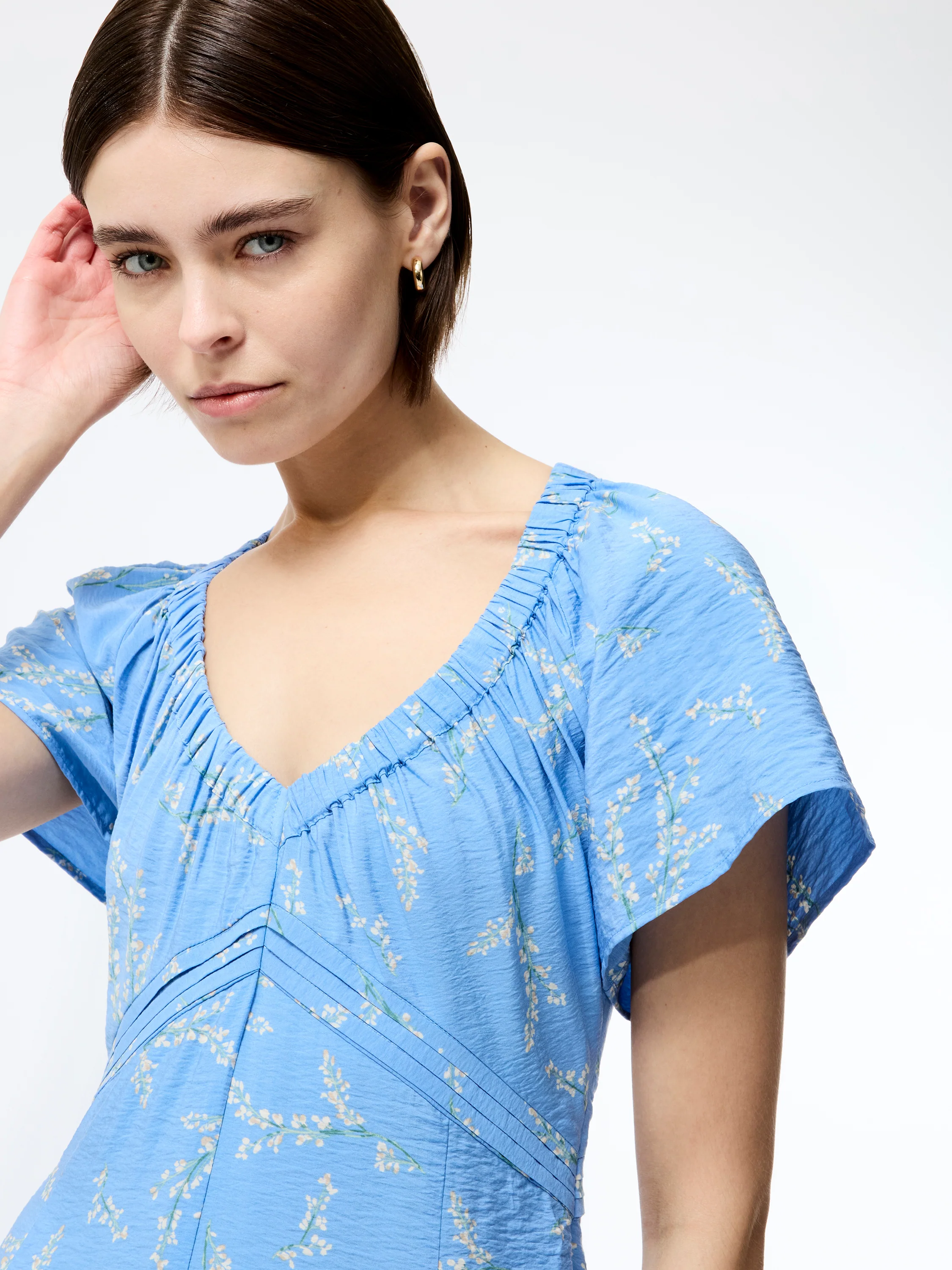Daniella Faron Drape V Neck Midi Dress - Image 2