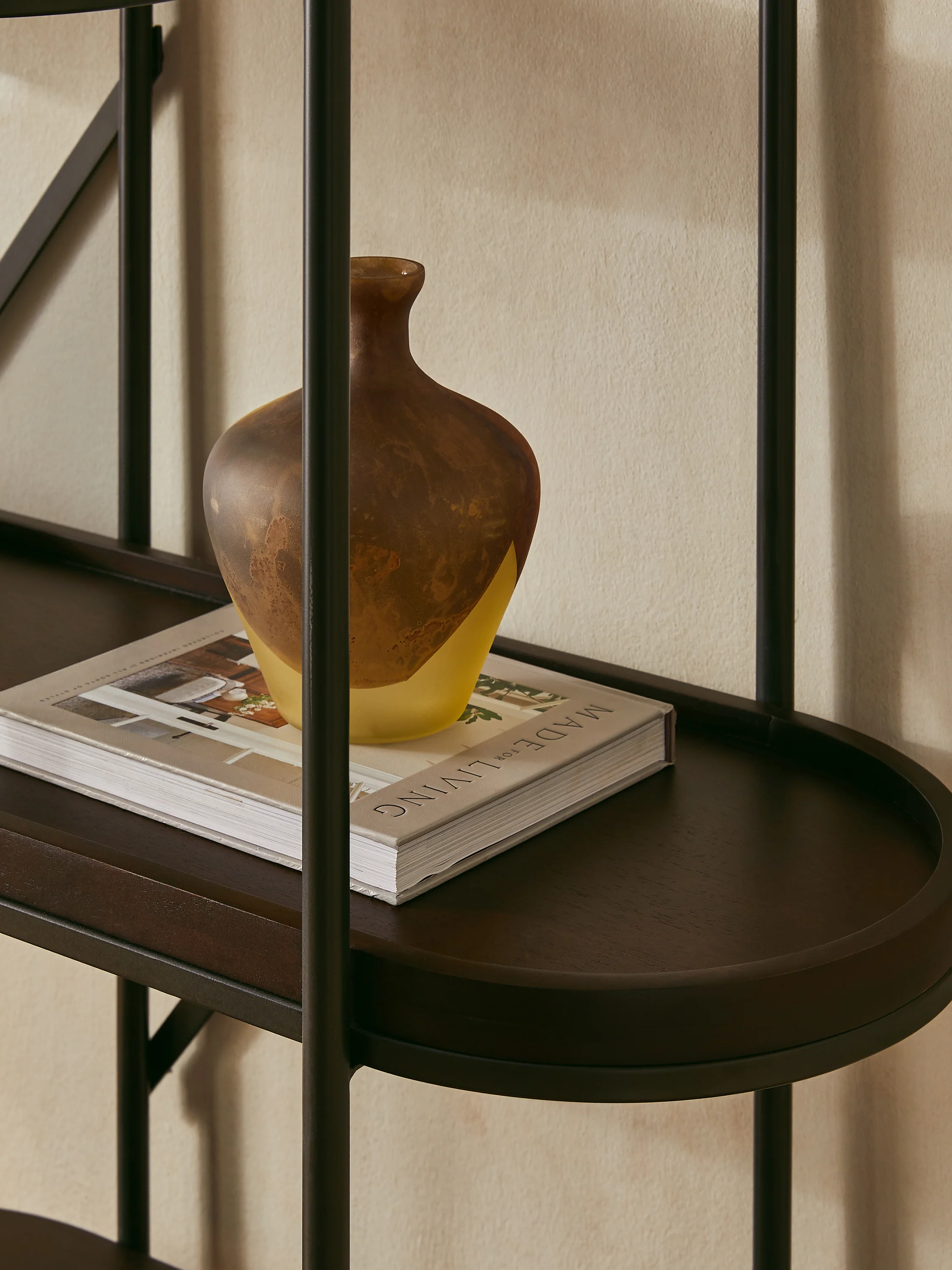 Dip Effect Vase - Image 4