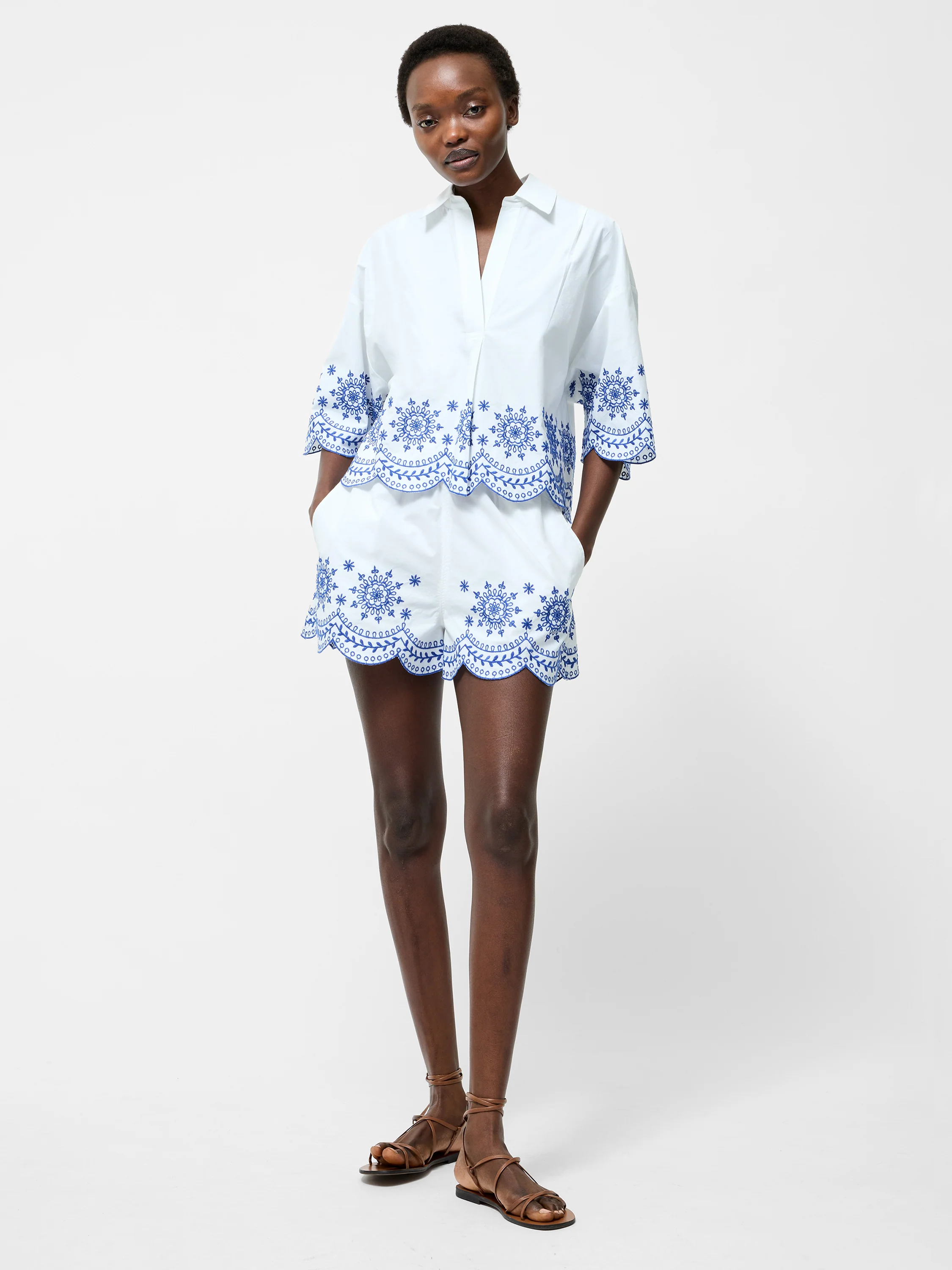 Embroidered Hem Popover Short Sleeve Shirt - Image 2