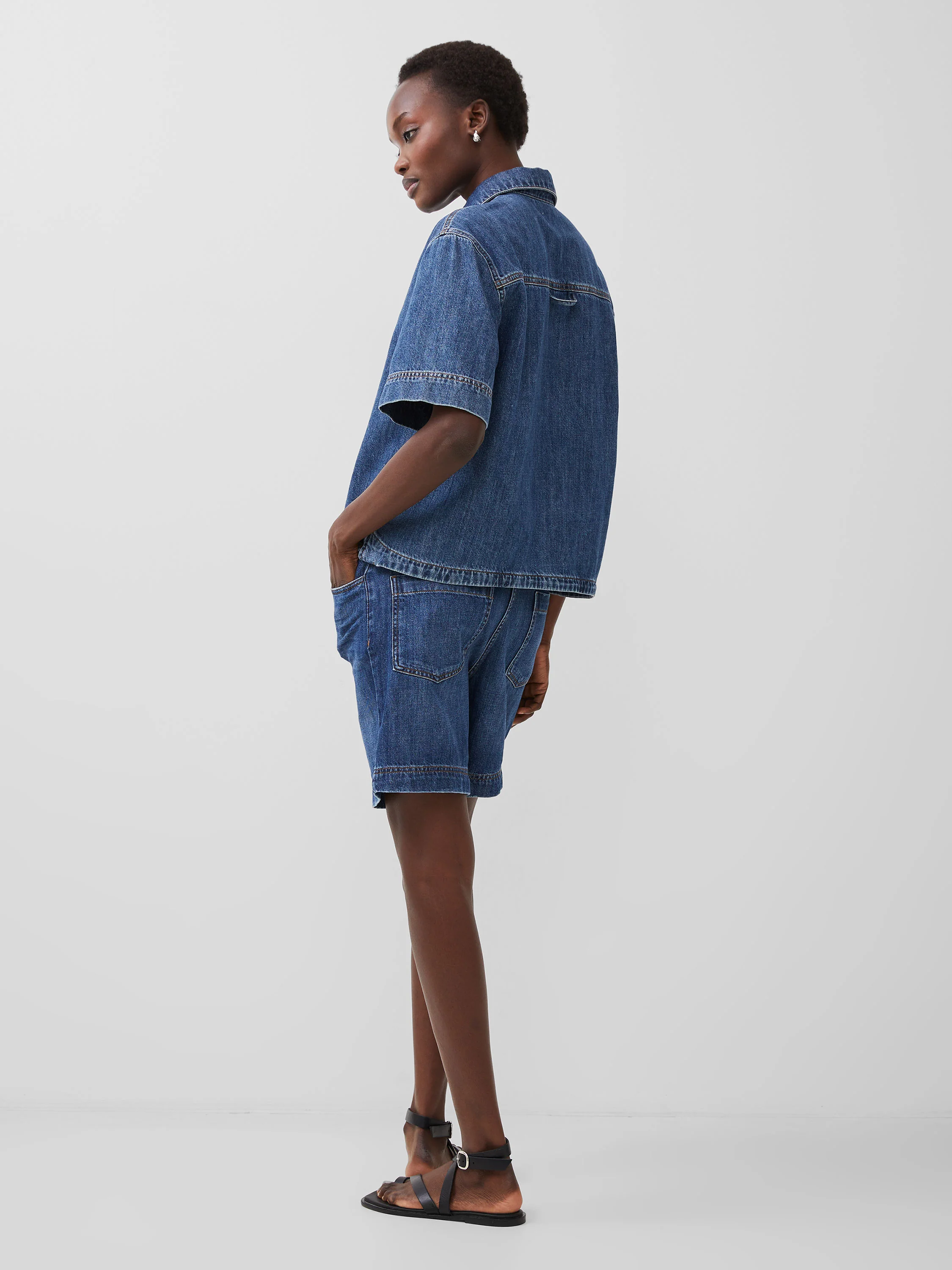 Finley Denim Short Sleeve Shirt - Image 5