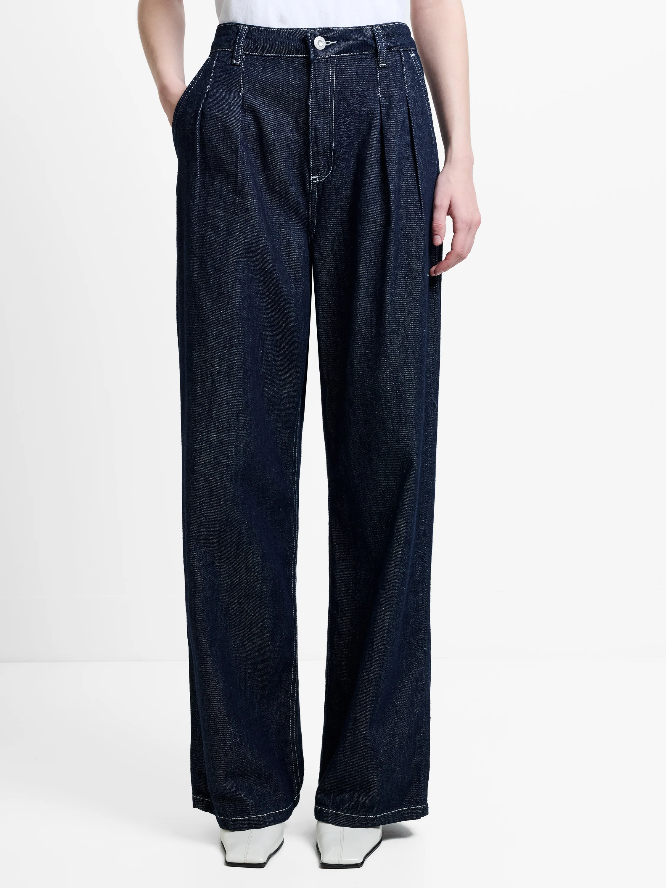 Finley Denim Wide Leg Jeans 32 Inch - Image 3