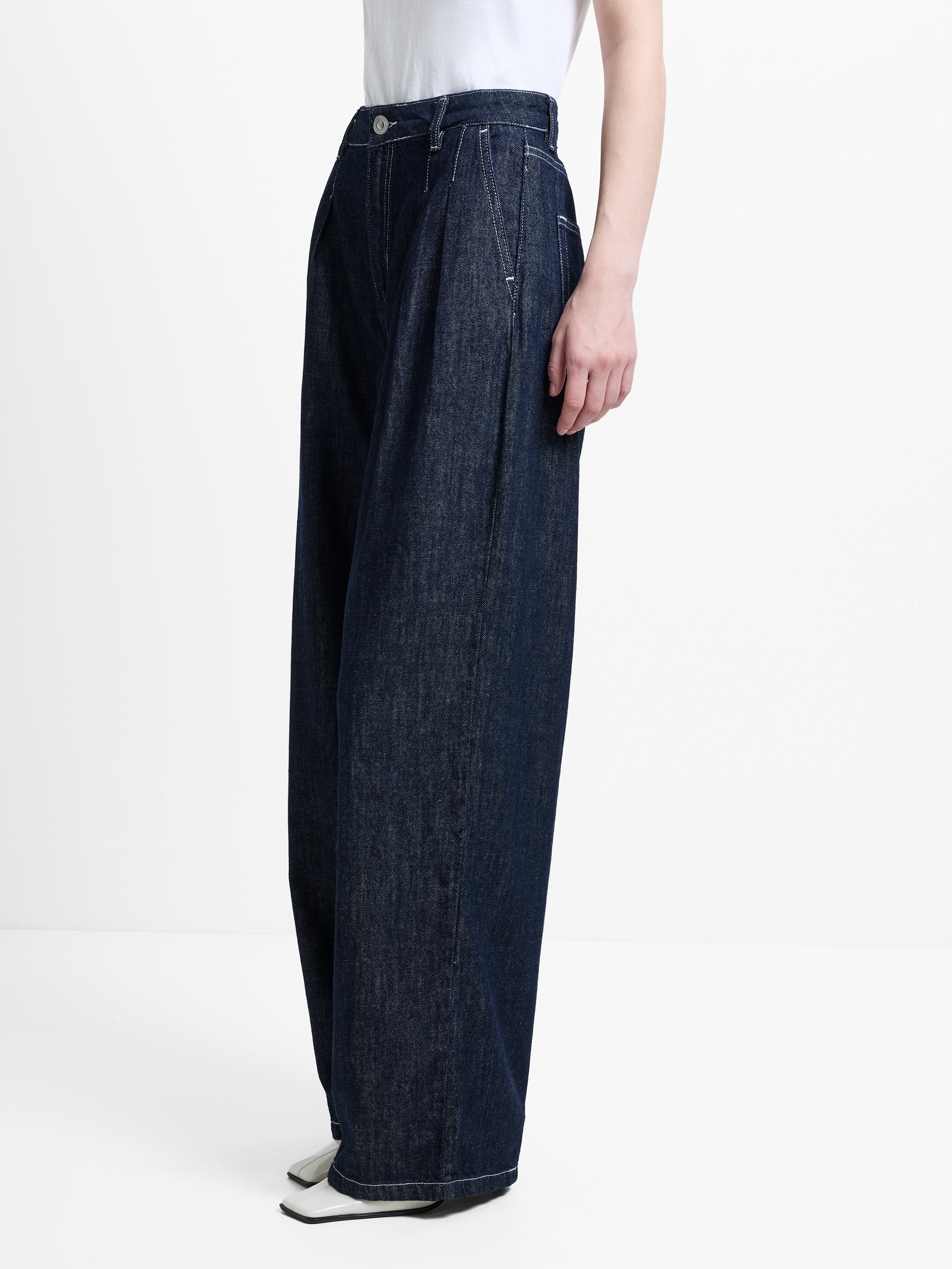 Finley Denim Wide Leg Jeans 32 Inch - Image 4