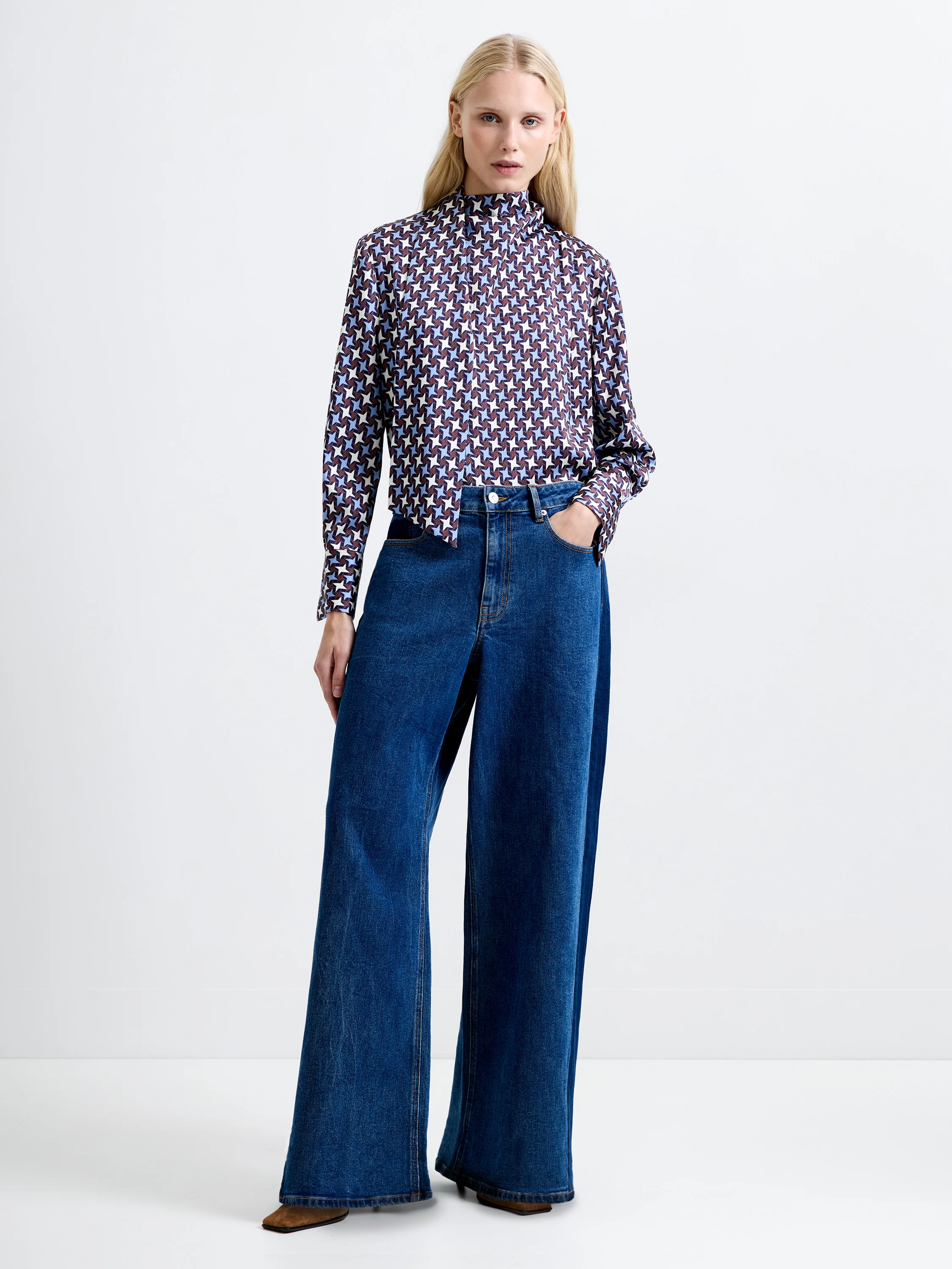 Gloria Dolly Long Sleeve Scarf Blouse - Image 2