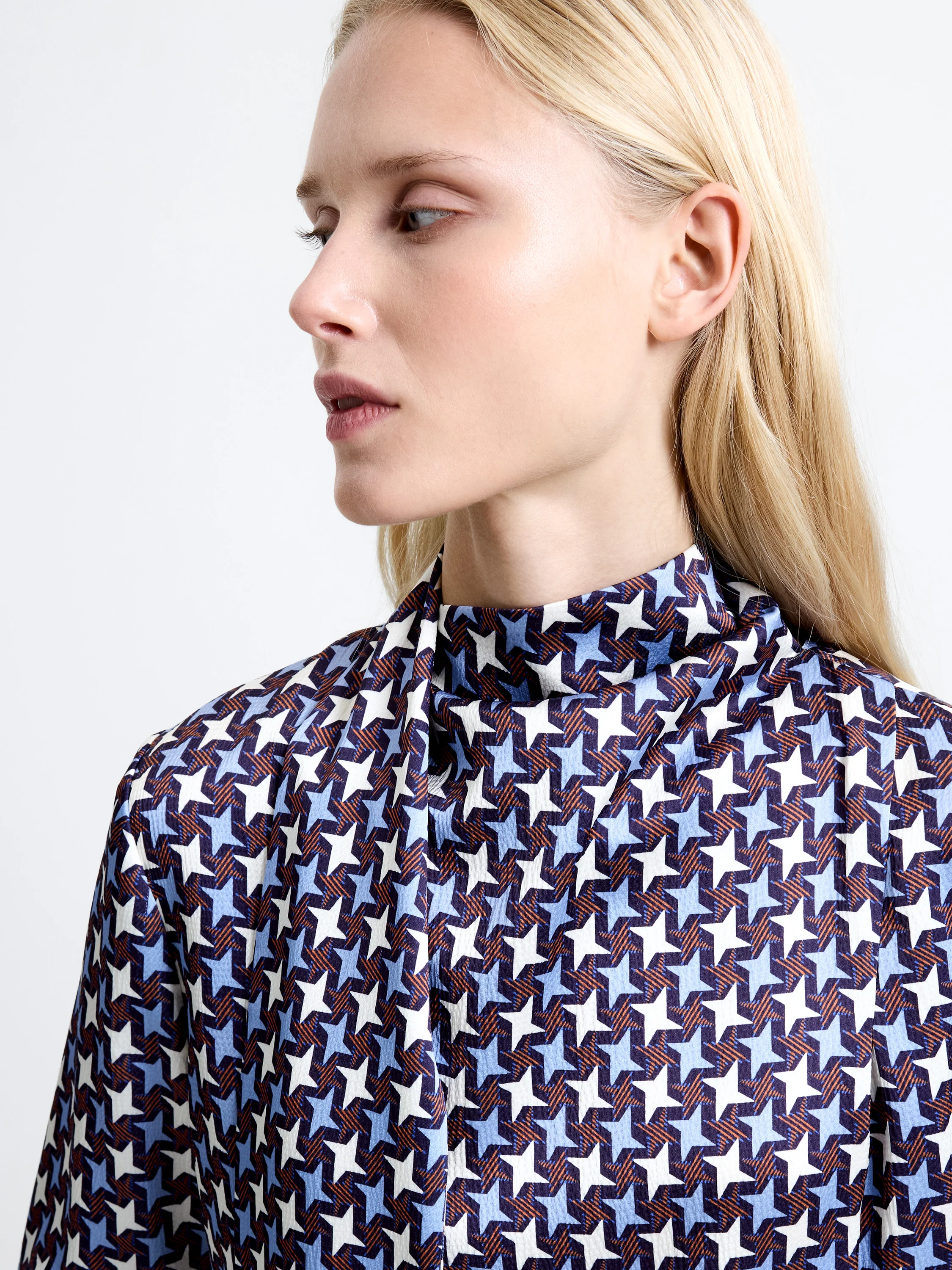 Gloria Dolly Long Sleeve Scarf Blouse - Image 4
