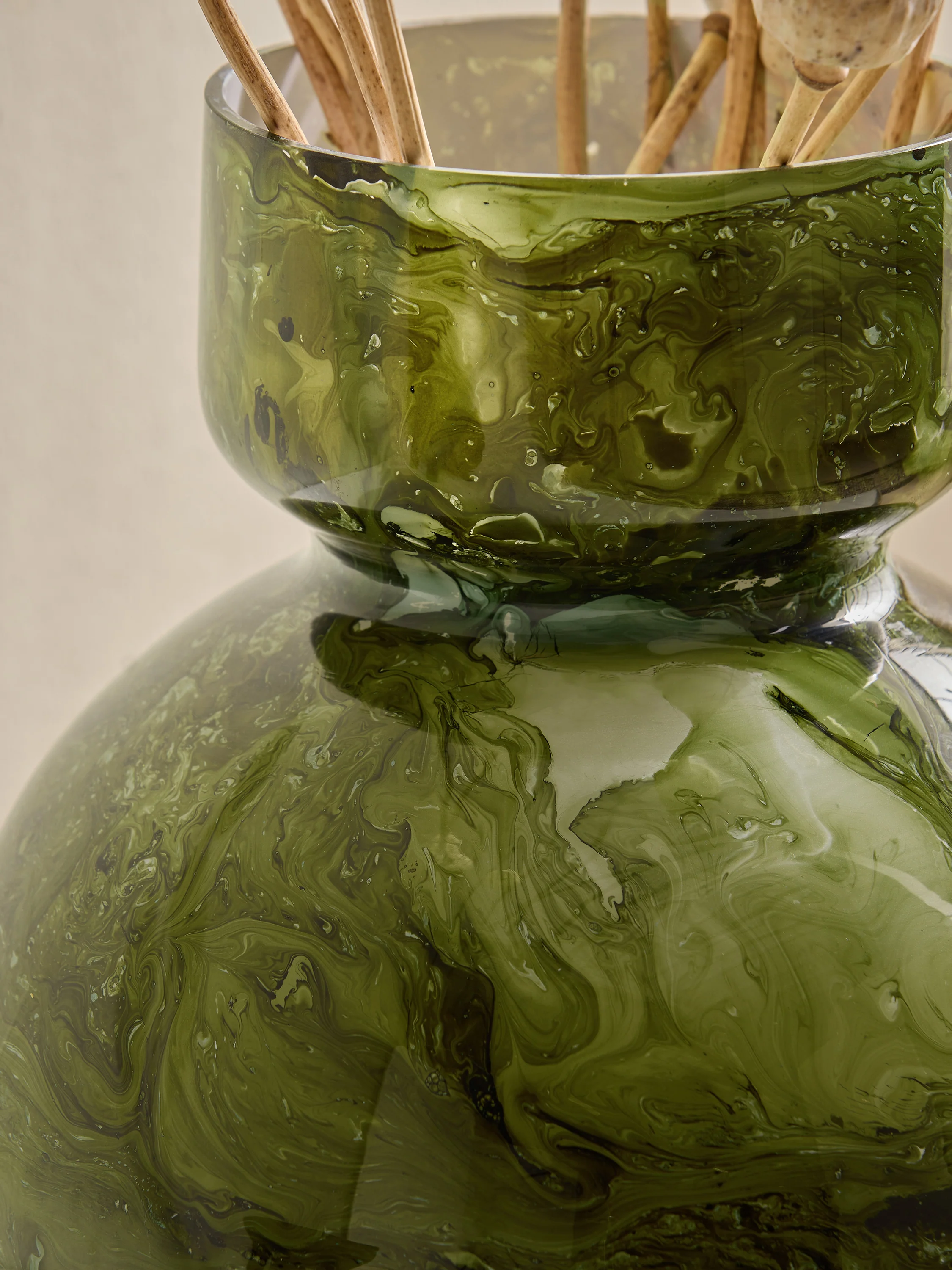 Green Abstract Glass Vase - Image 2