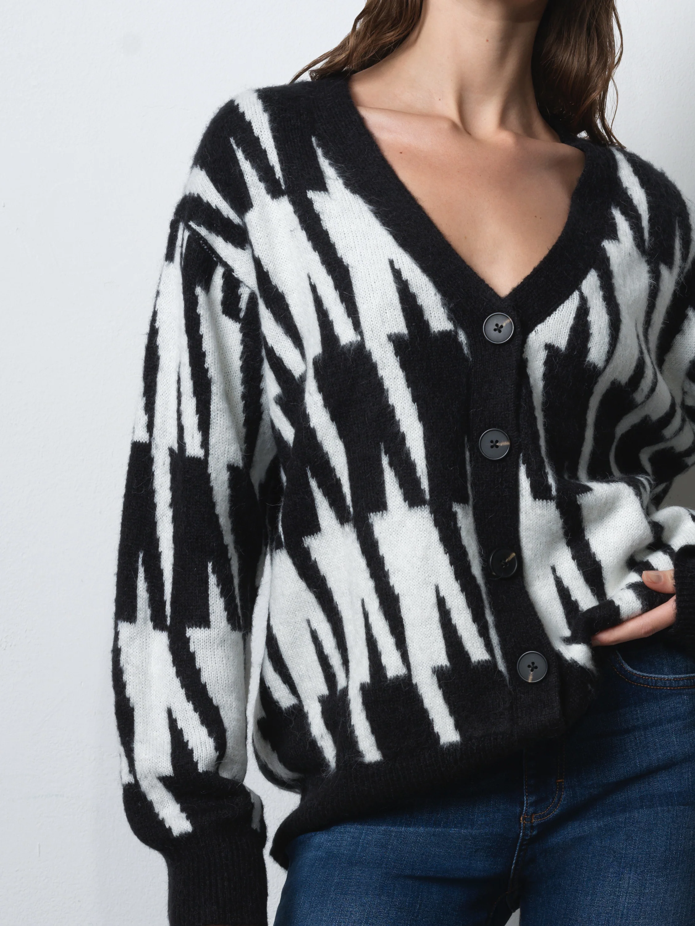 Hadlee Jessika Cardigan - Image 5