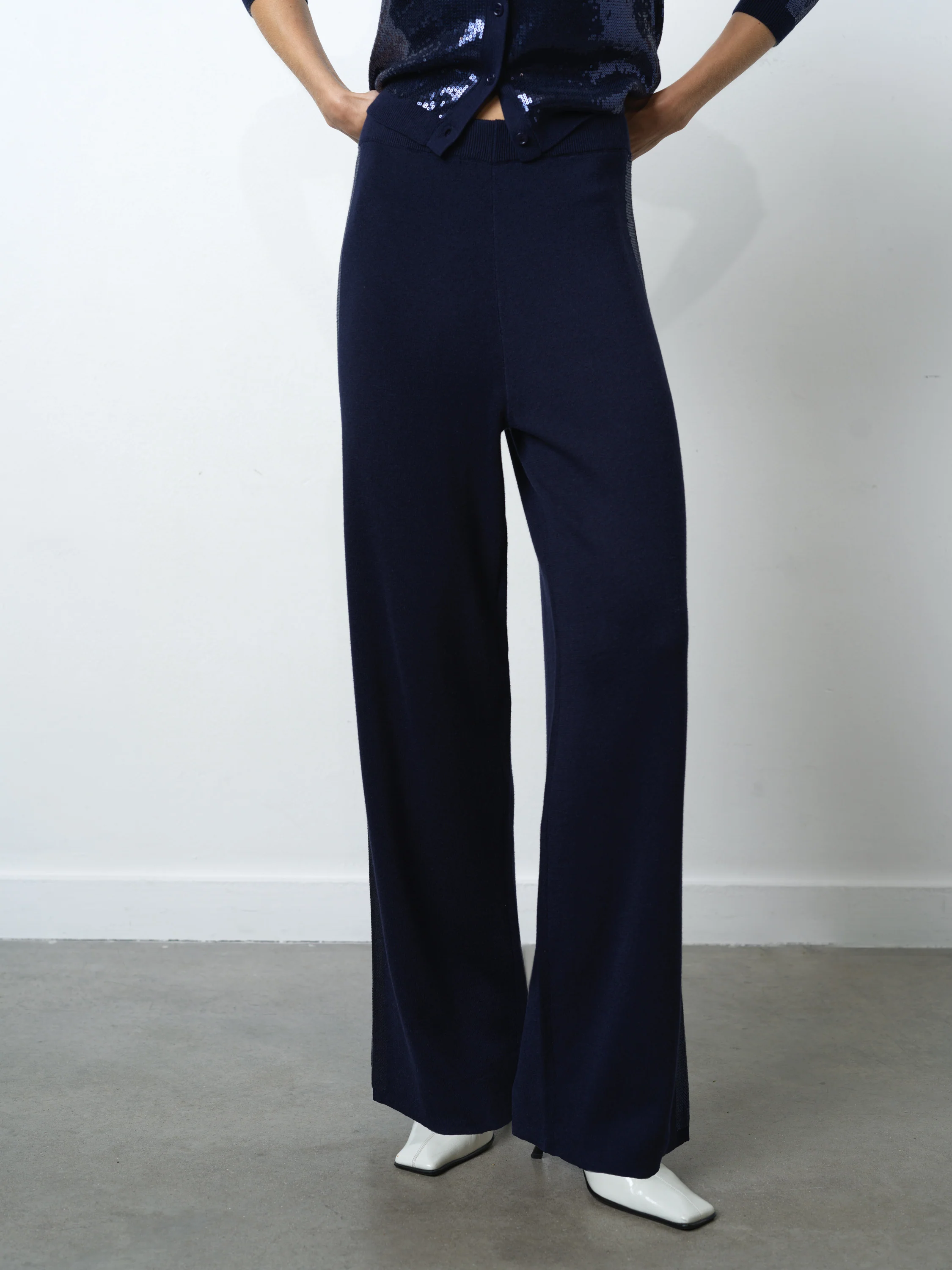 Hannah Knit Sequin Side Panel Wide Leg Trousers - Image 3