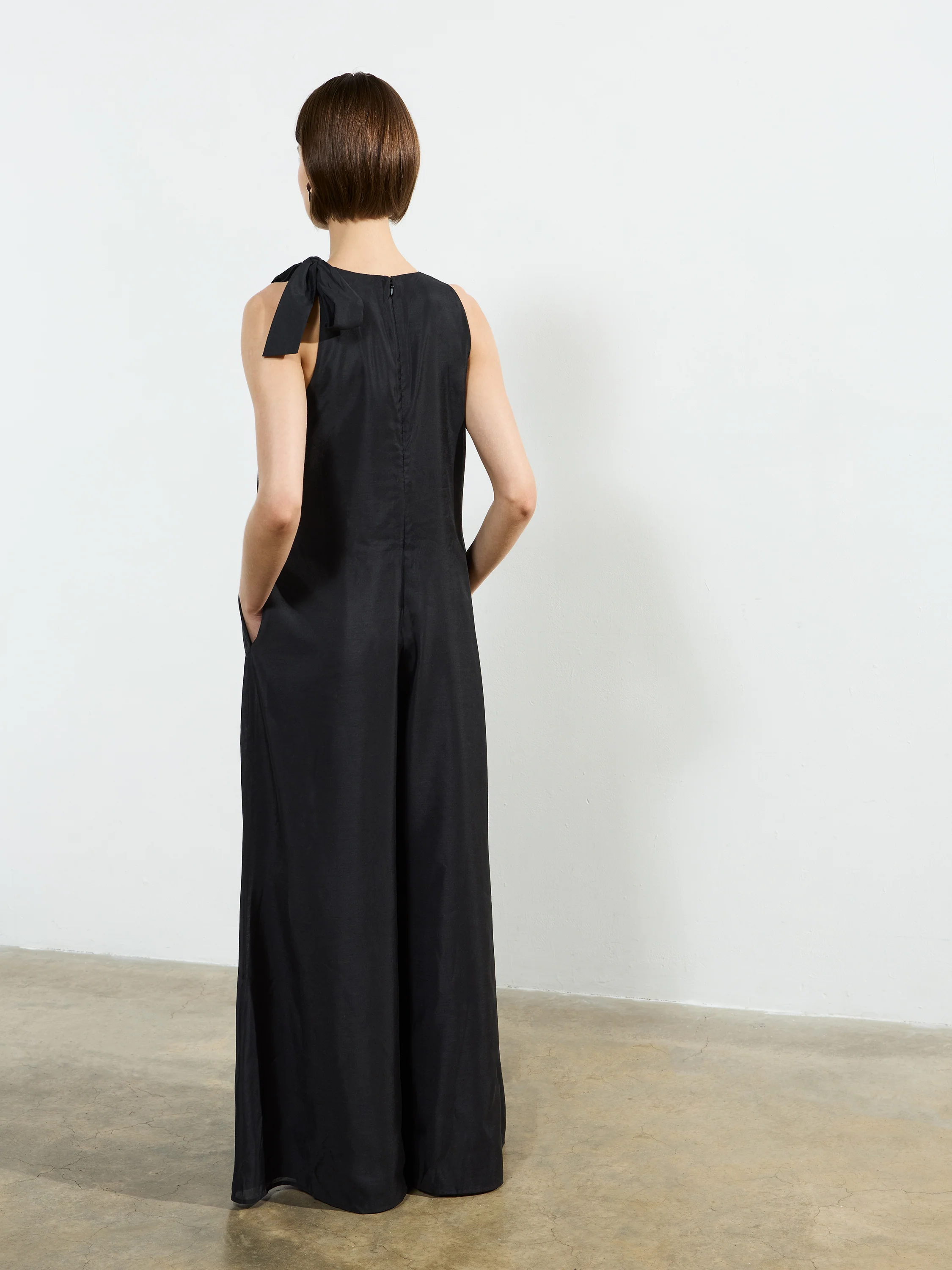 Holland Shoulder Tie Jumpsuit - Image 4