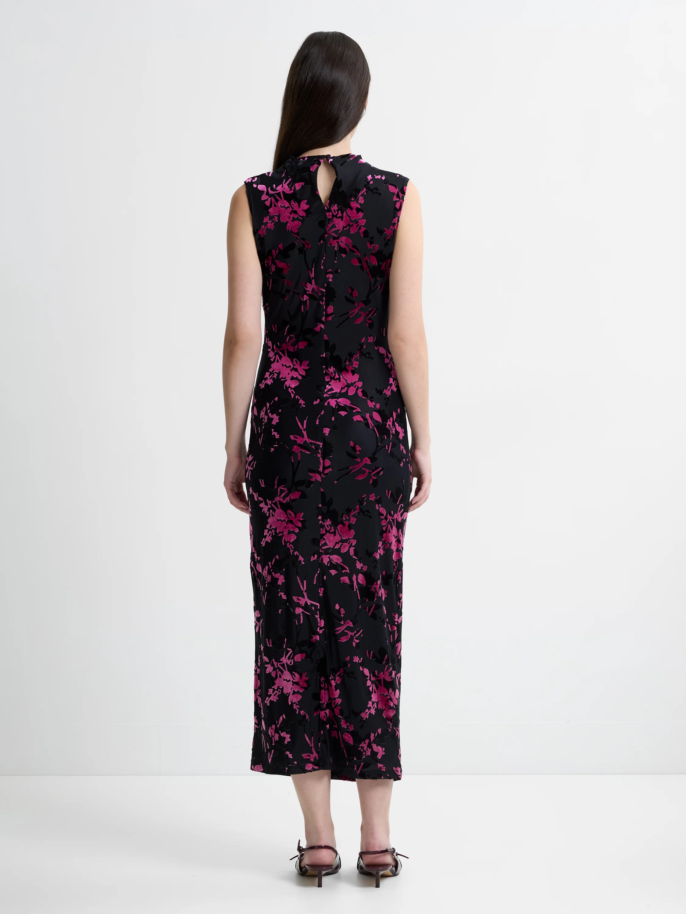 Idina Devore Sleeveless Draped Midi Dress - Image 5