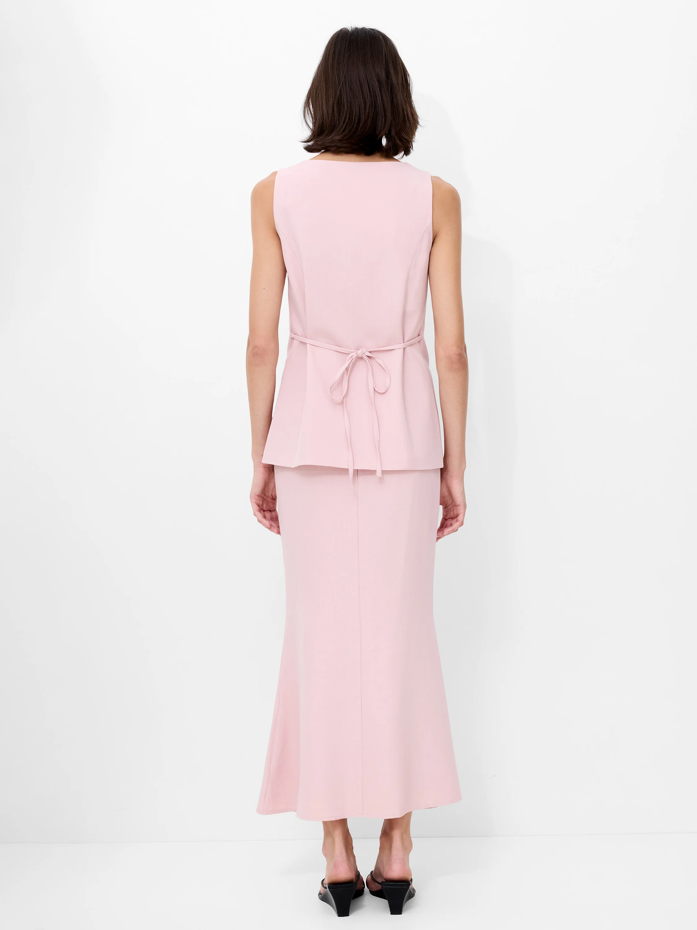 Imola Tailored Scoop Neck Waistcoat - Image 5