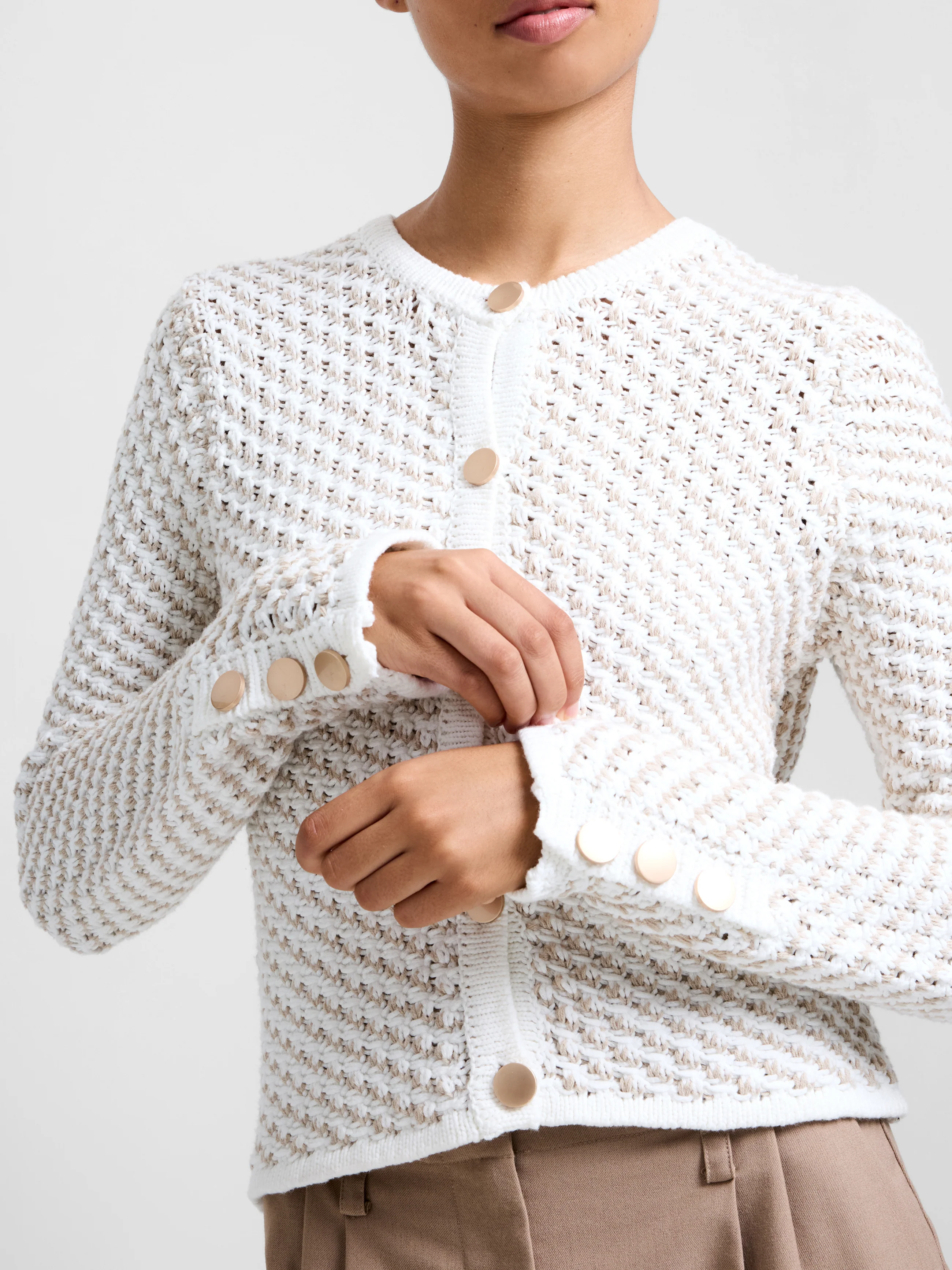 Janai Textured Cardigan - Image 4
