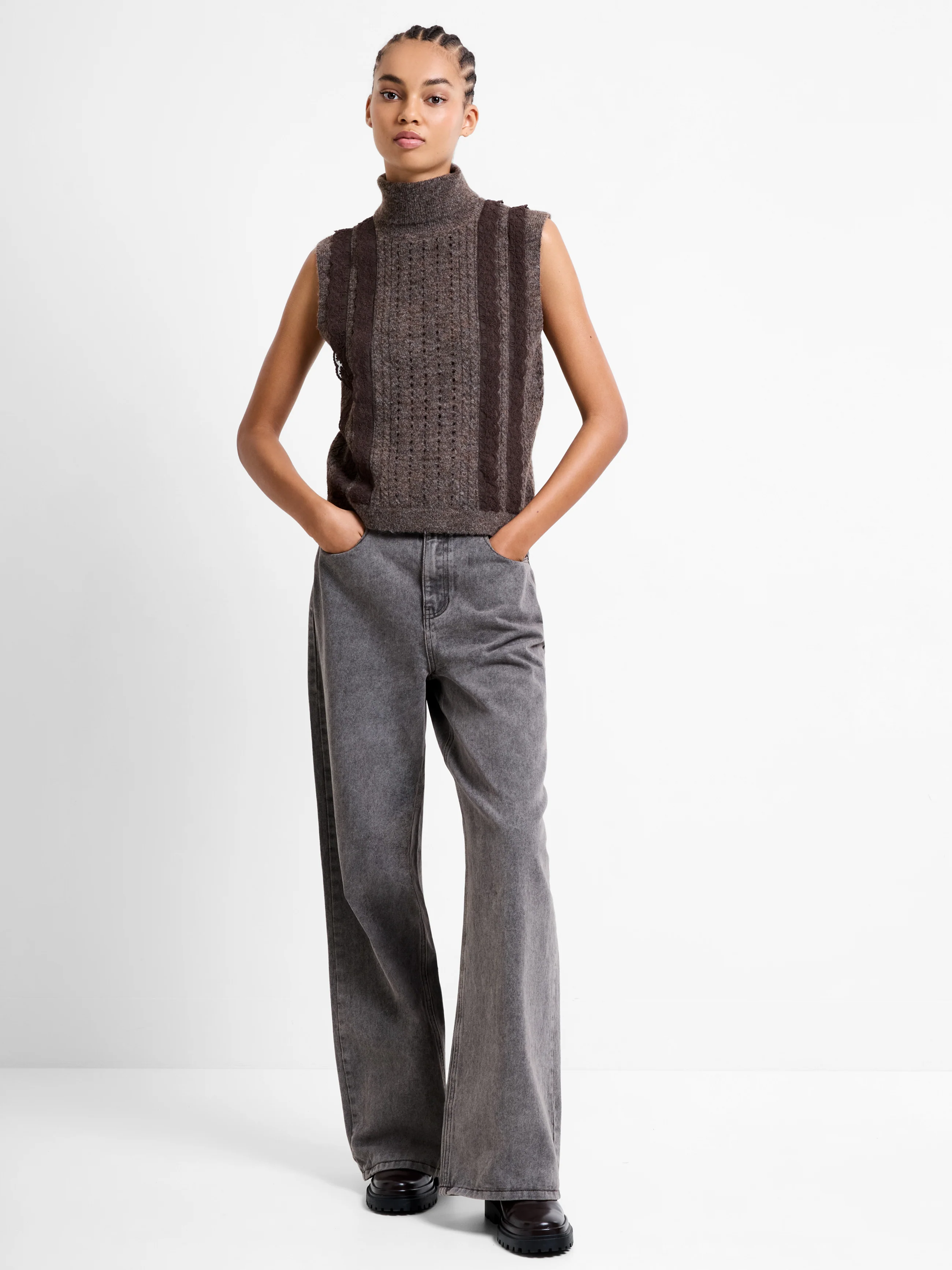 Kezia Recycled Lace Sleeveless Jumper - Image 3