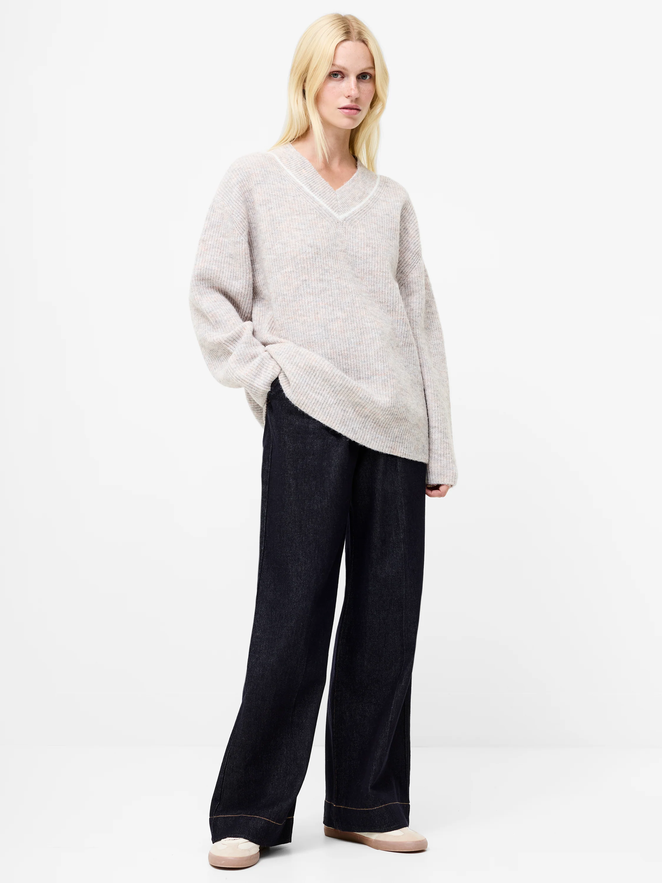 Kezia Recycled Vertical V Neck Jumper - Image 2