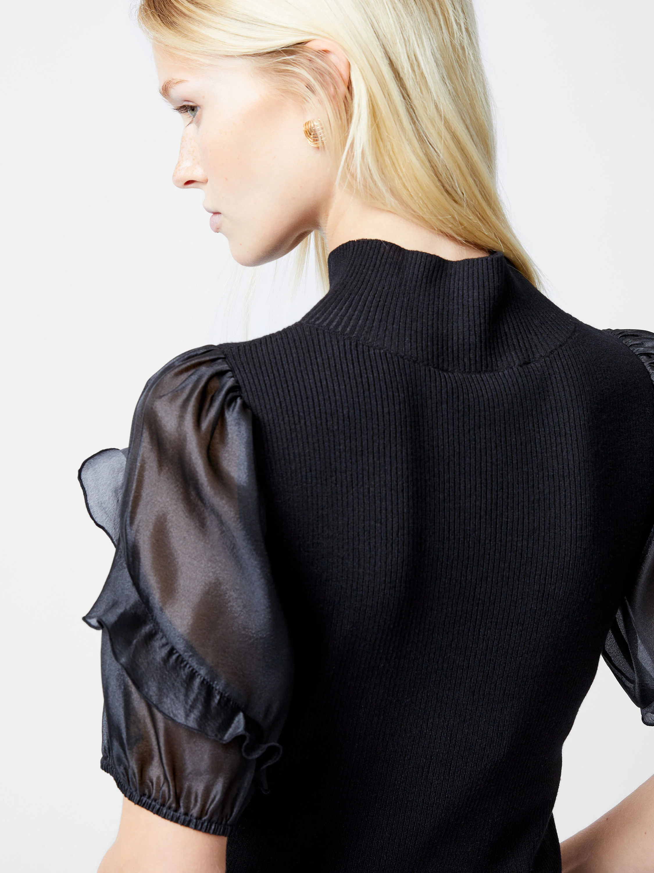 Kristine Organza Short Puff Sleeve Top - Image 5
