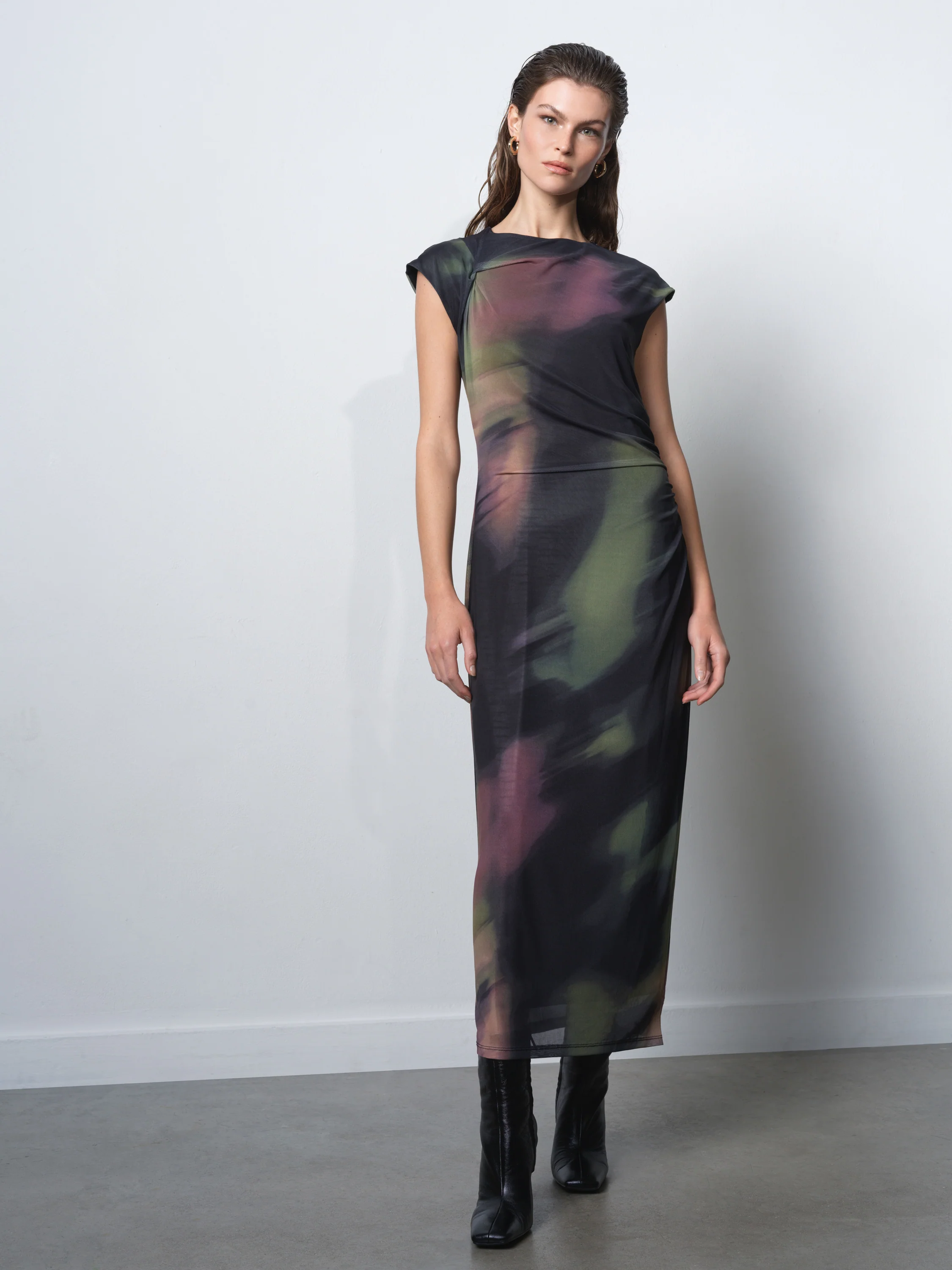 Lara Terissa Mesh Dress - Image 3