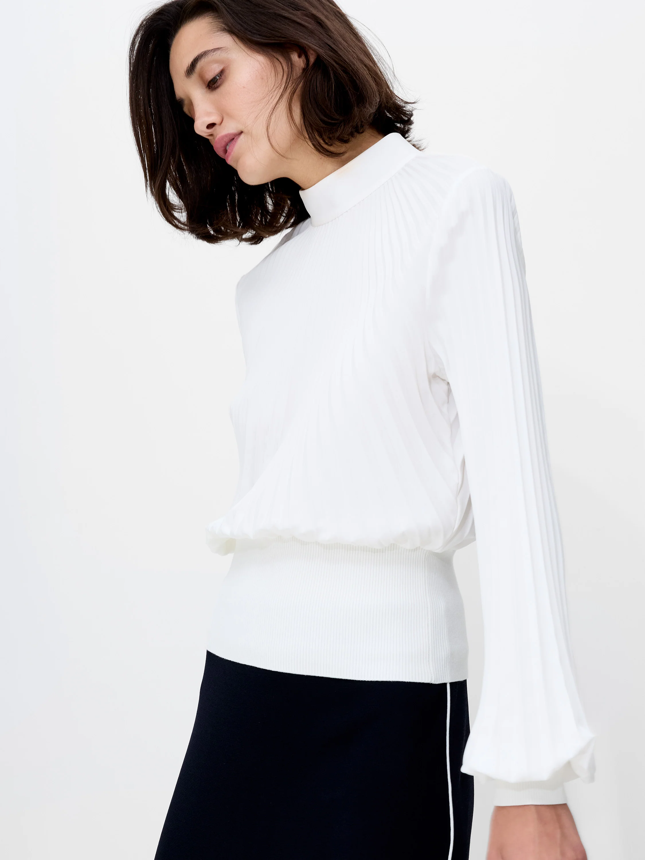 Levy Balloon Sleeve Pleated Top - Image 3