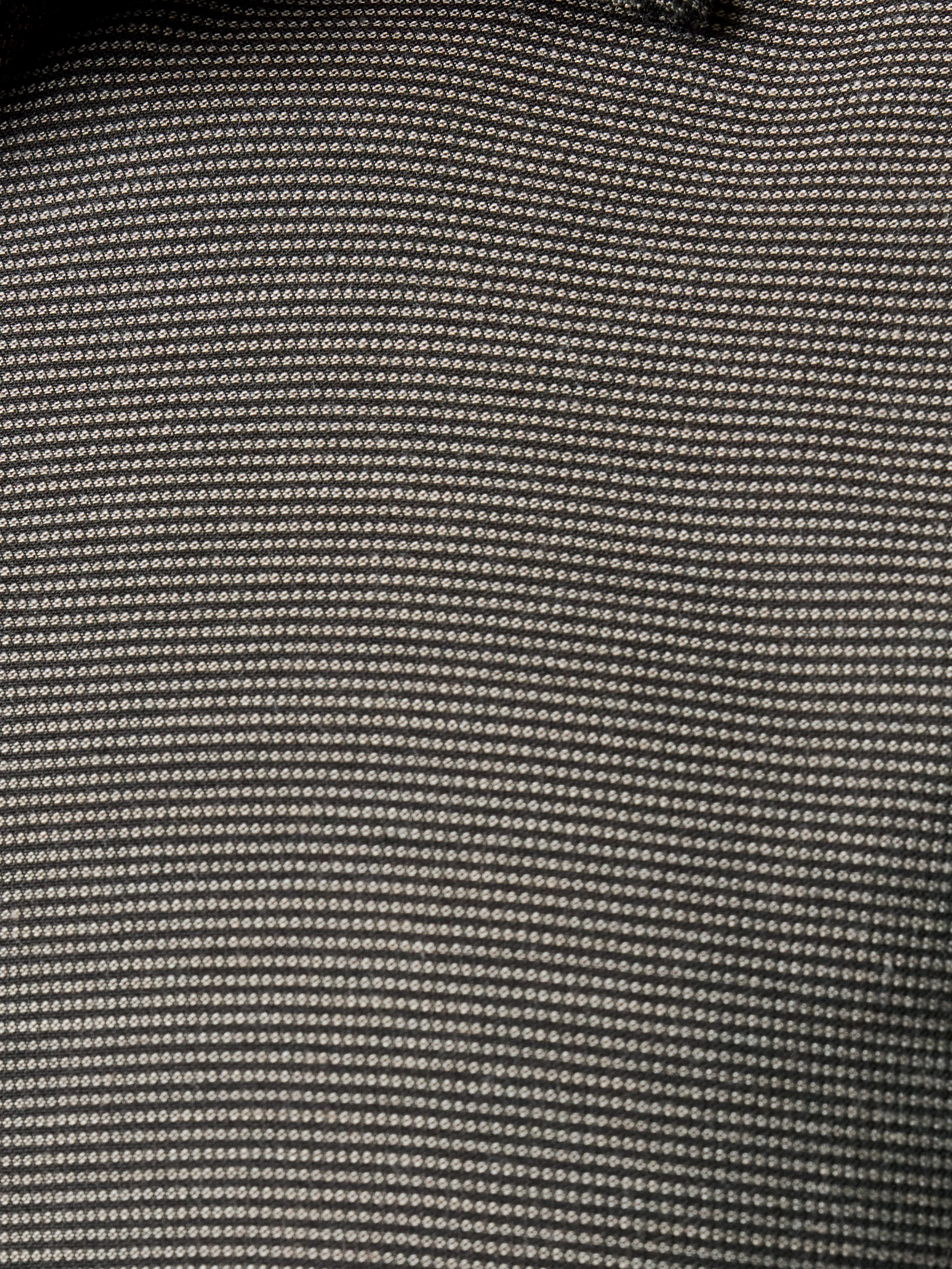 Long Sleeve Regular Fit Cut Away Shirt - Image 2