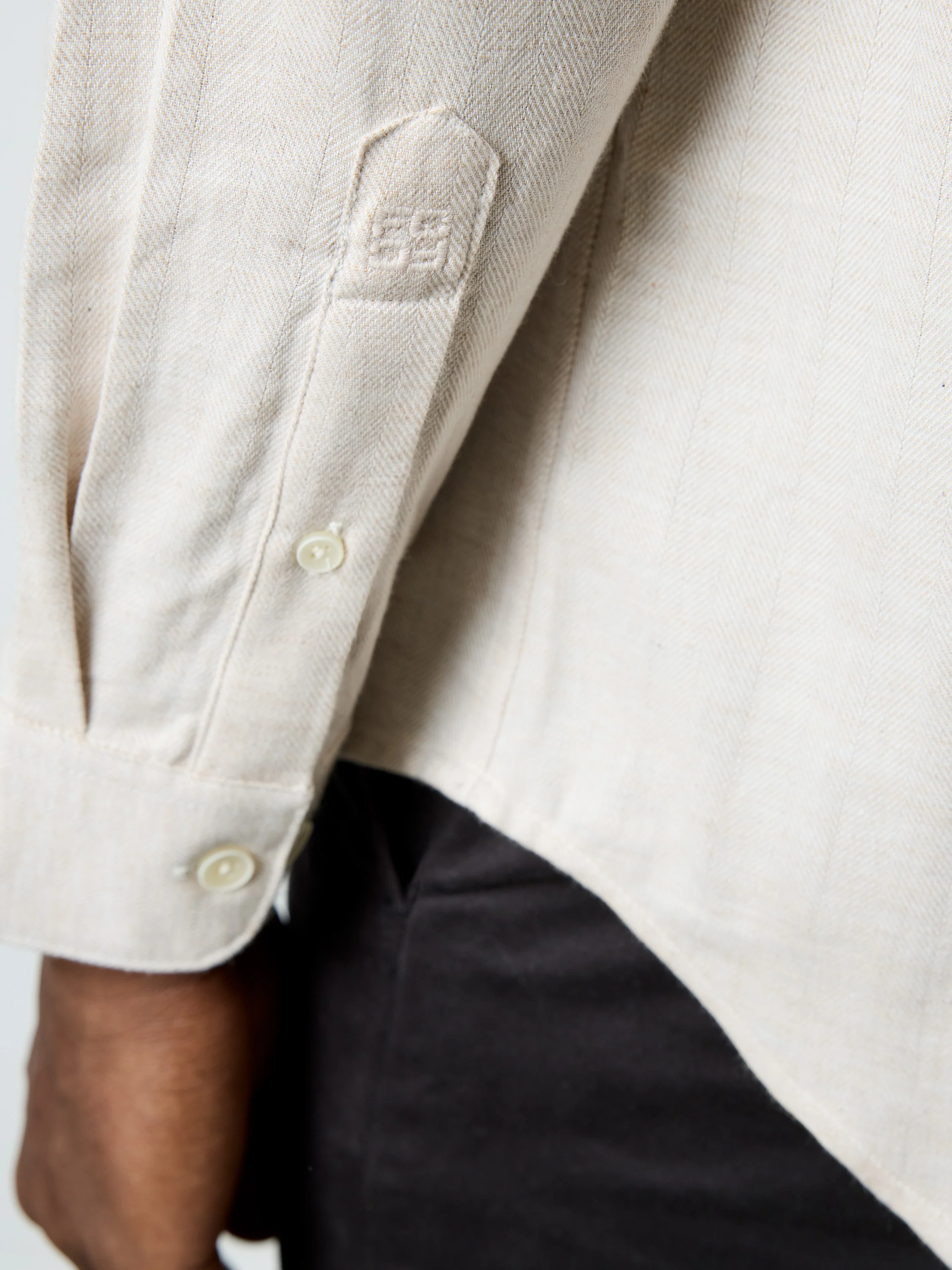 Long Sleeve Regular Fit Leo Shirt - Image 4