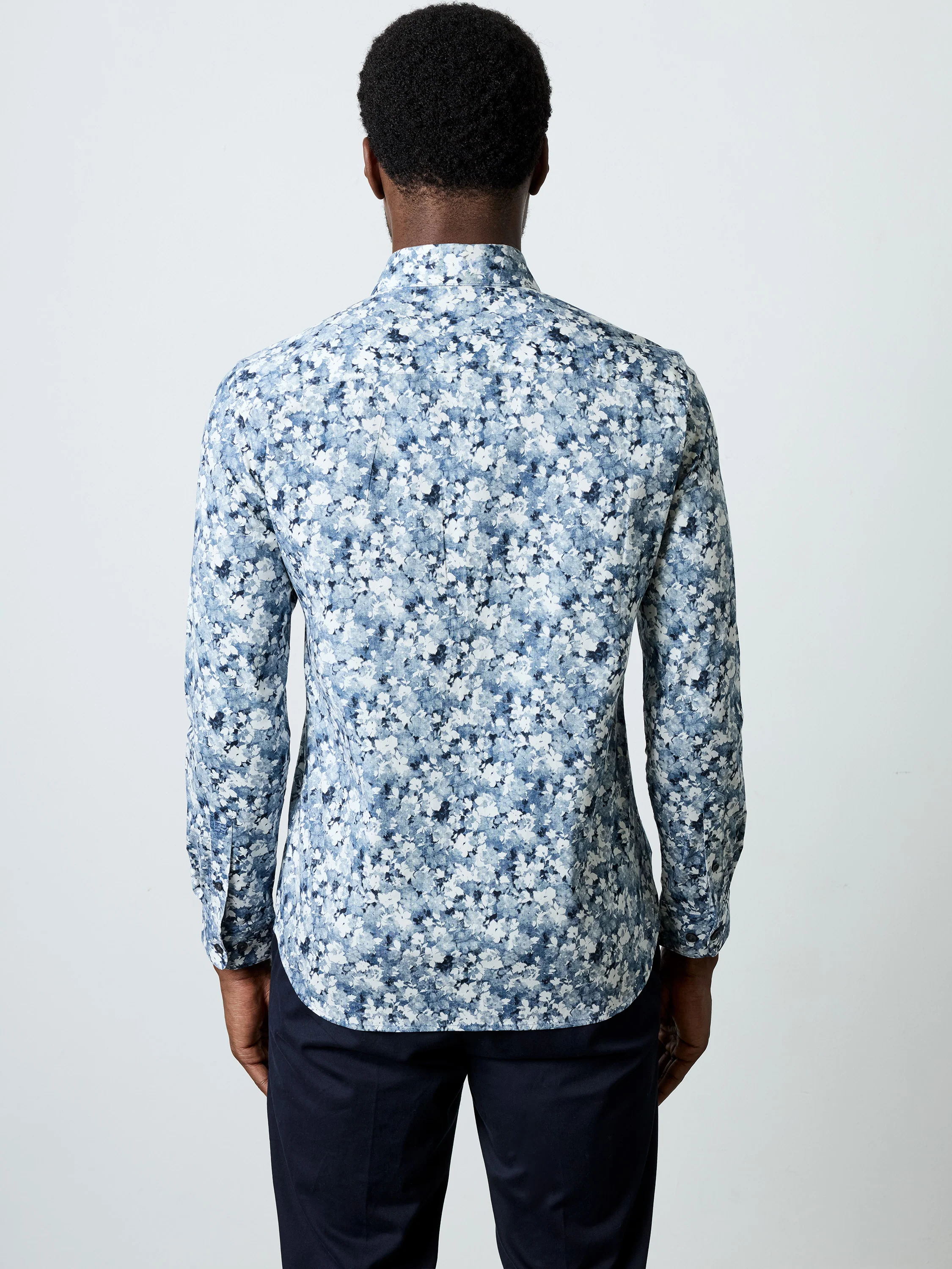 Long Sleeve Slim Fit Faded Flower Print Shirt - Image 4