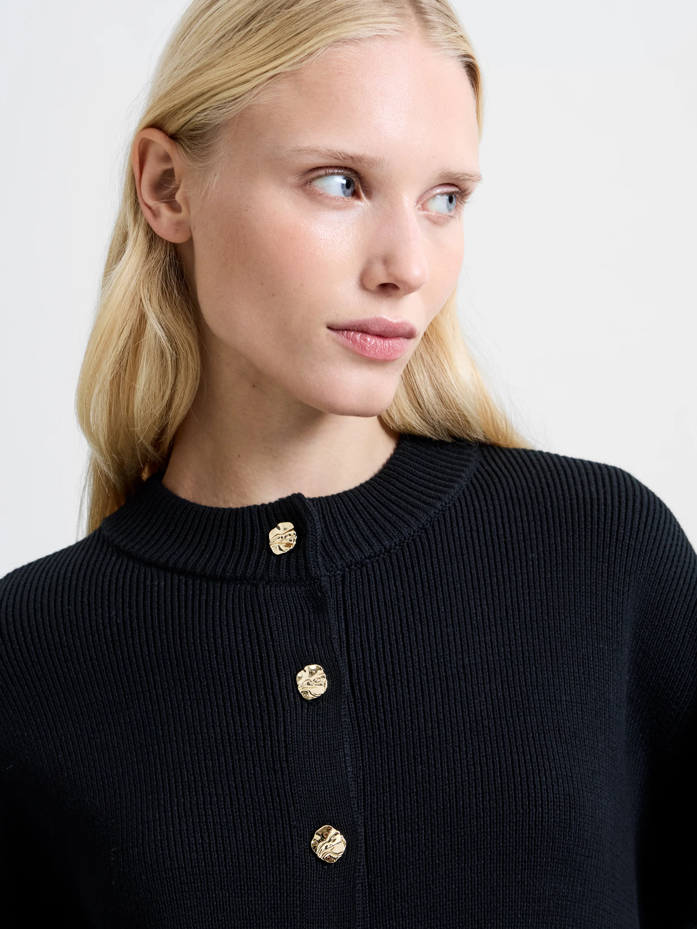 Milano Mozart Knit Button Down Cardigan - Image 3