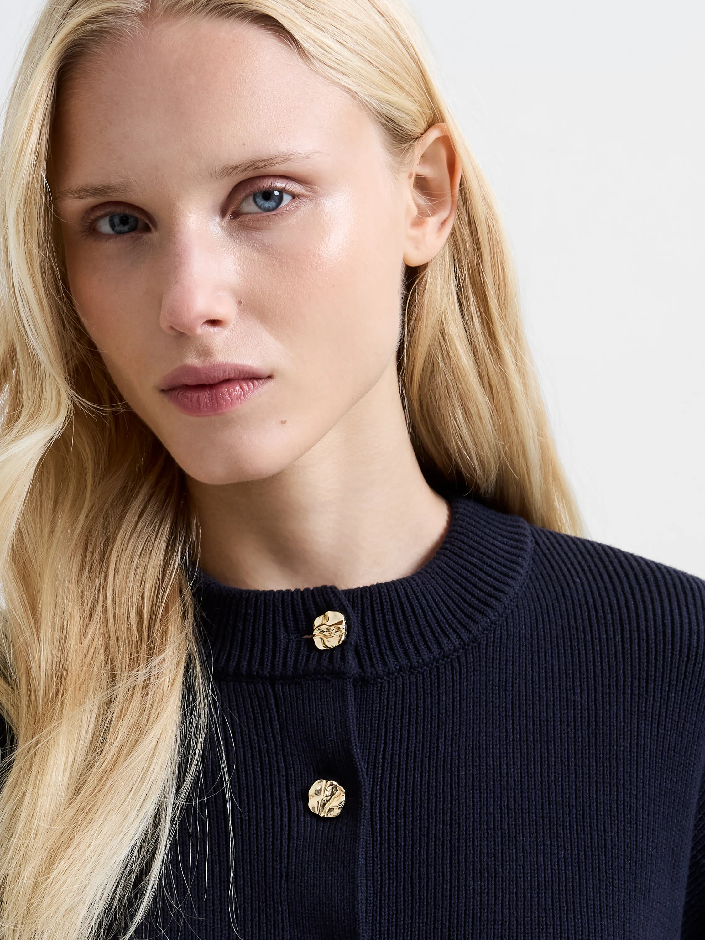 Milano Mozart Knit Button Down Cardigan - Image 4
