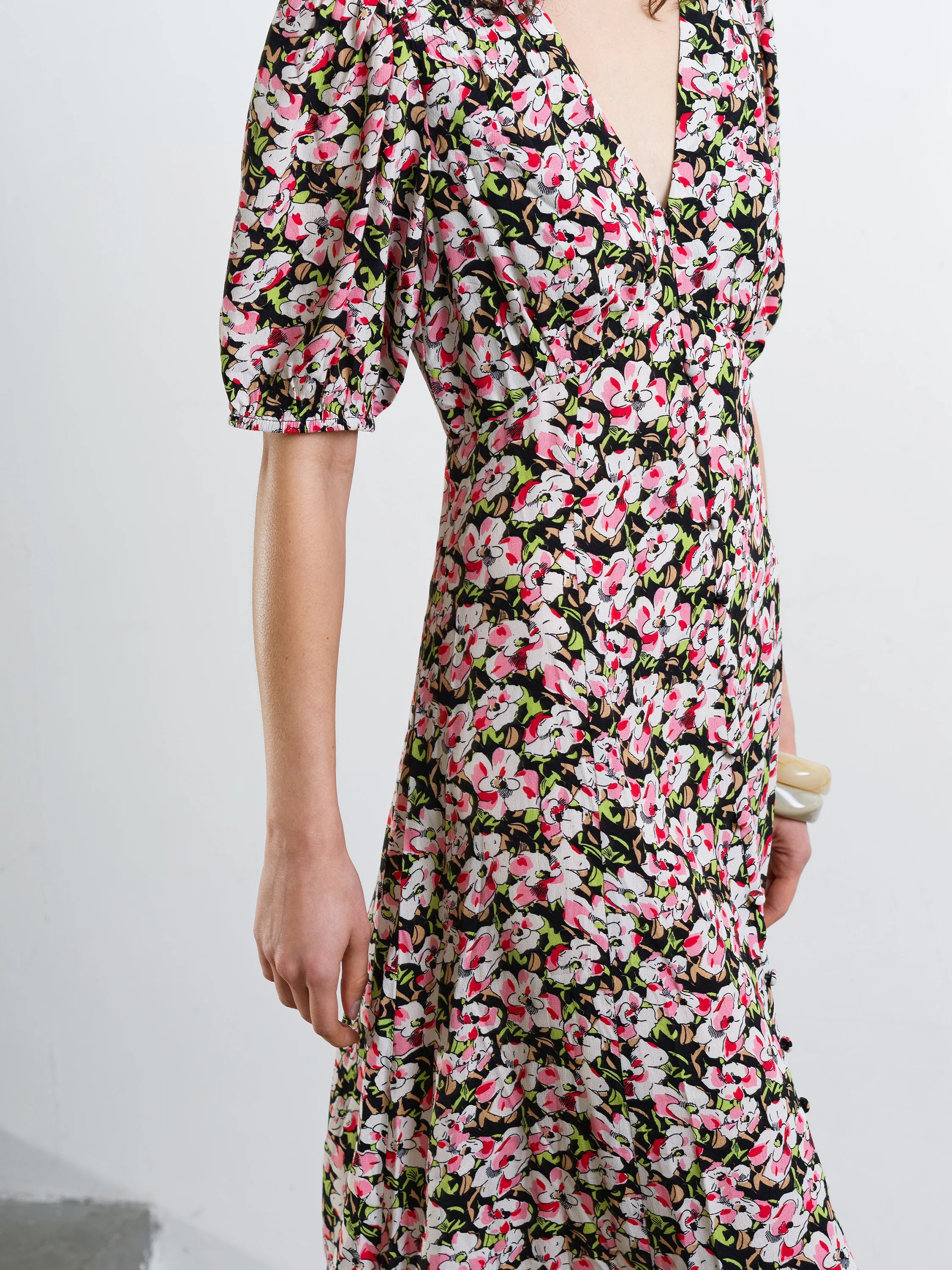 Molly Lizzie Eco Puff Sleeve Tea Dress - Image 4