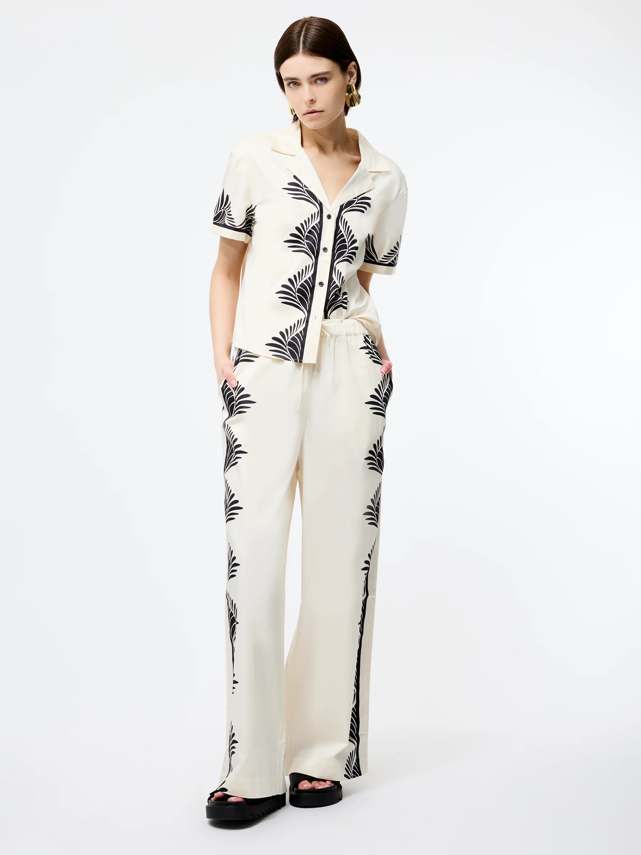 Nola Alexis Printed Wide Leg Trousers - Image 2