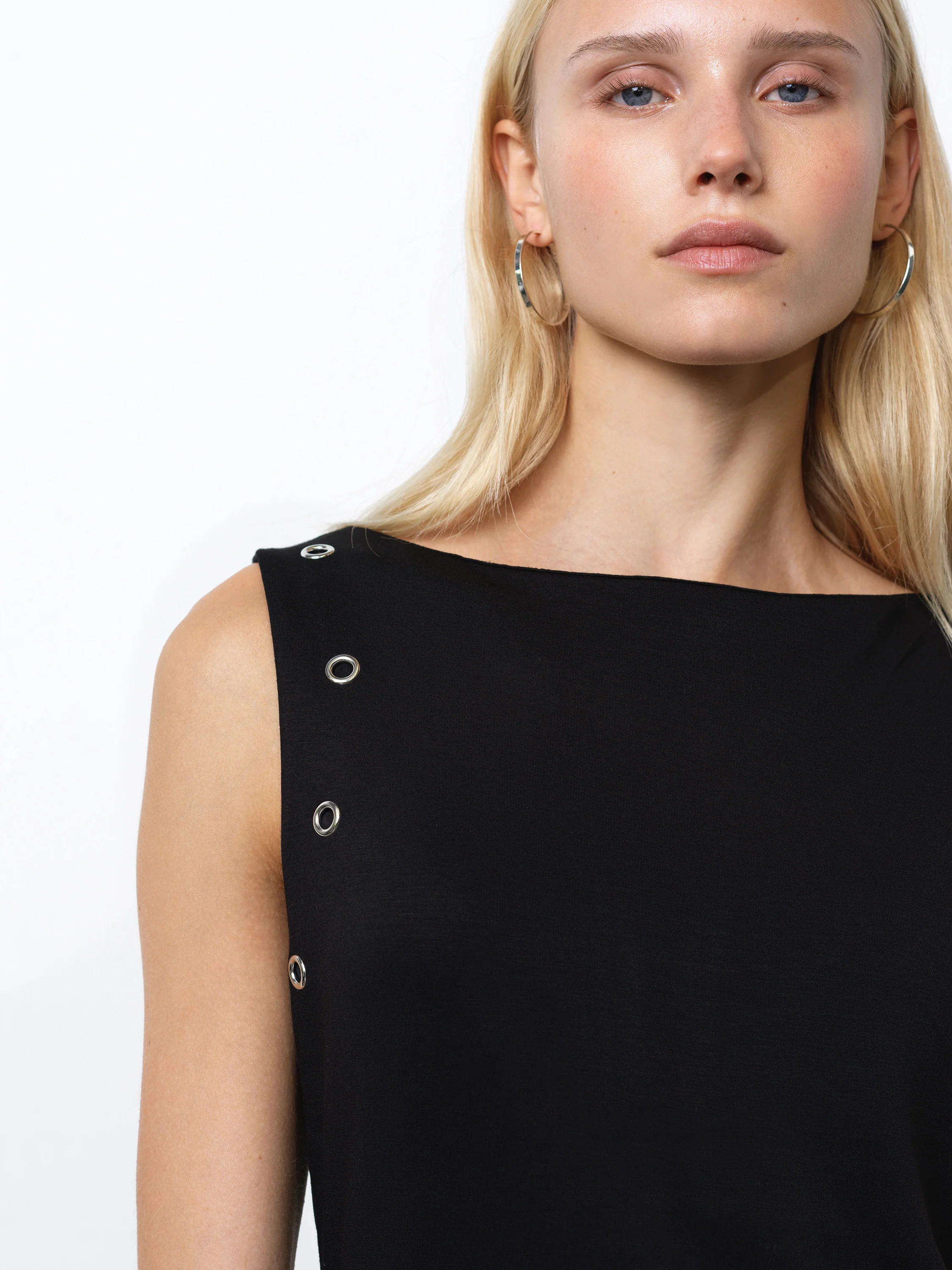 Orla Jersey Eyelet Midi Dress - Image 4