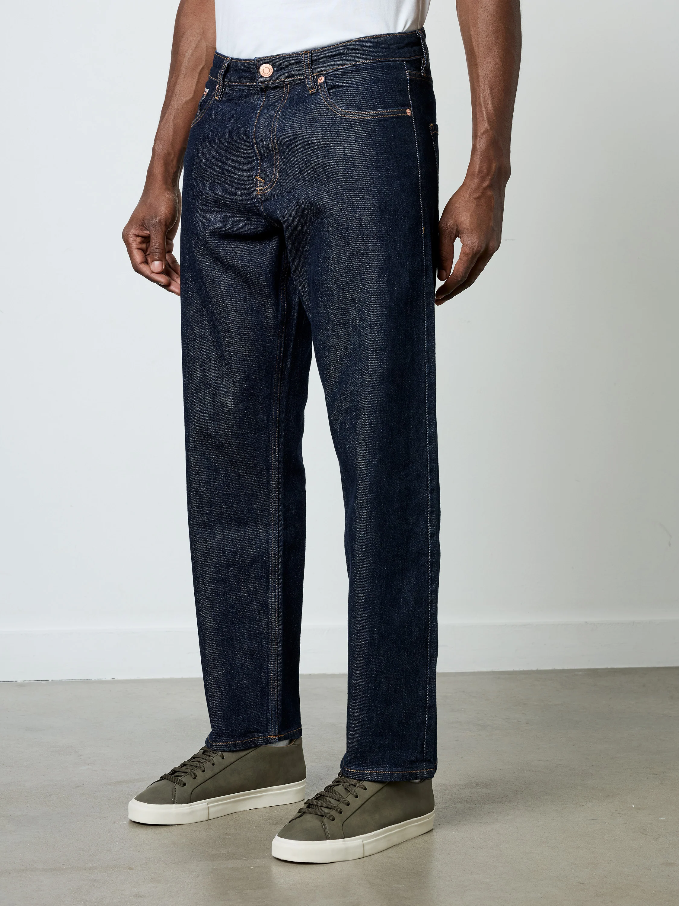 Relaxed Fit Selvedge Jeans - Image 5