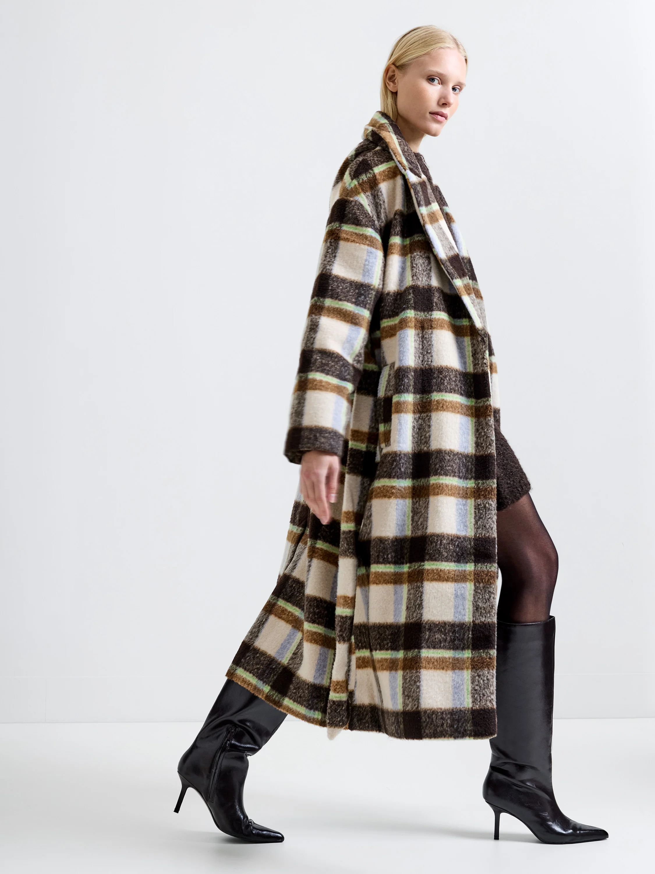 Remi Check Belted Coat - Image 3