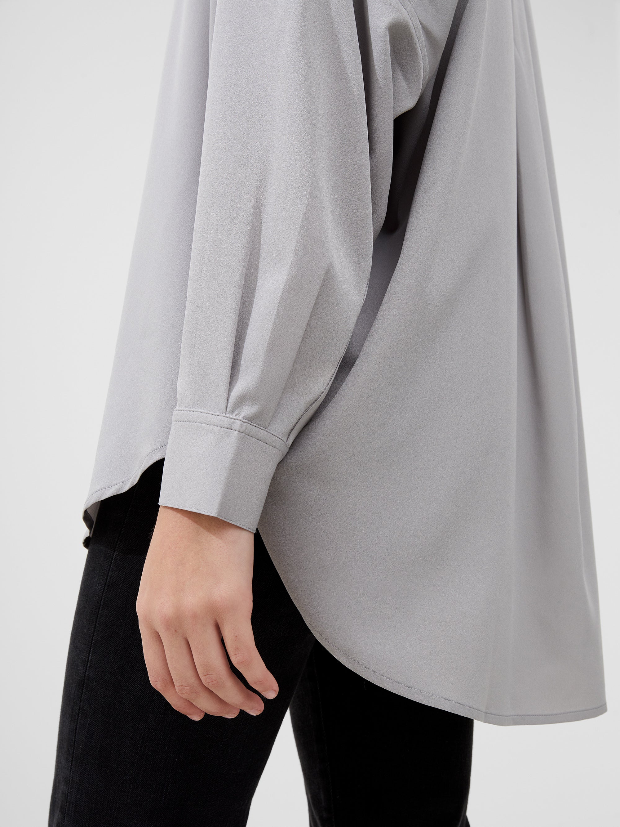 Rhodes Recycled Crepe Popover Shirt - Image 3