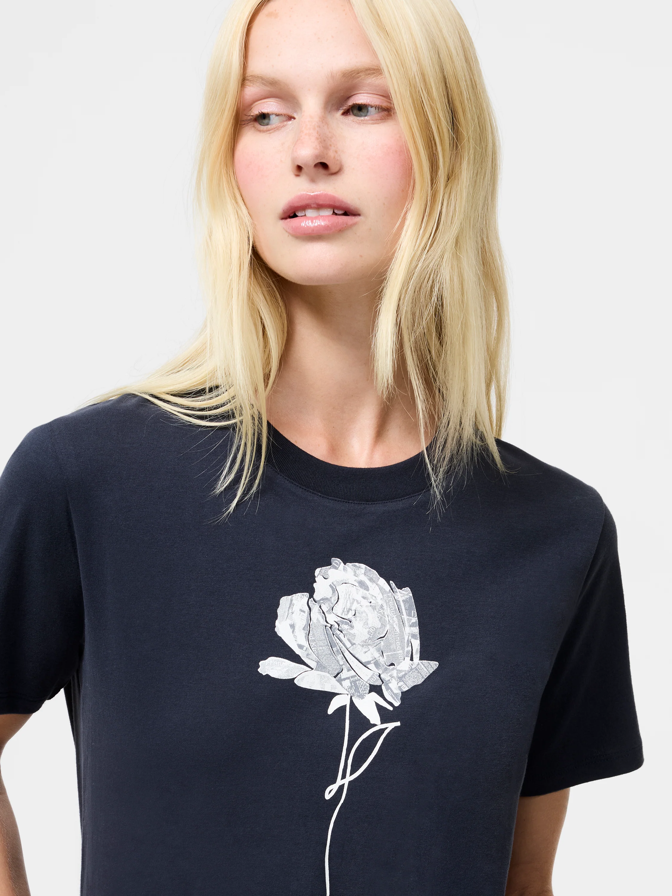 Rose Print Graphic T-Shirt - Image 2
