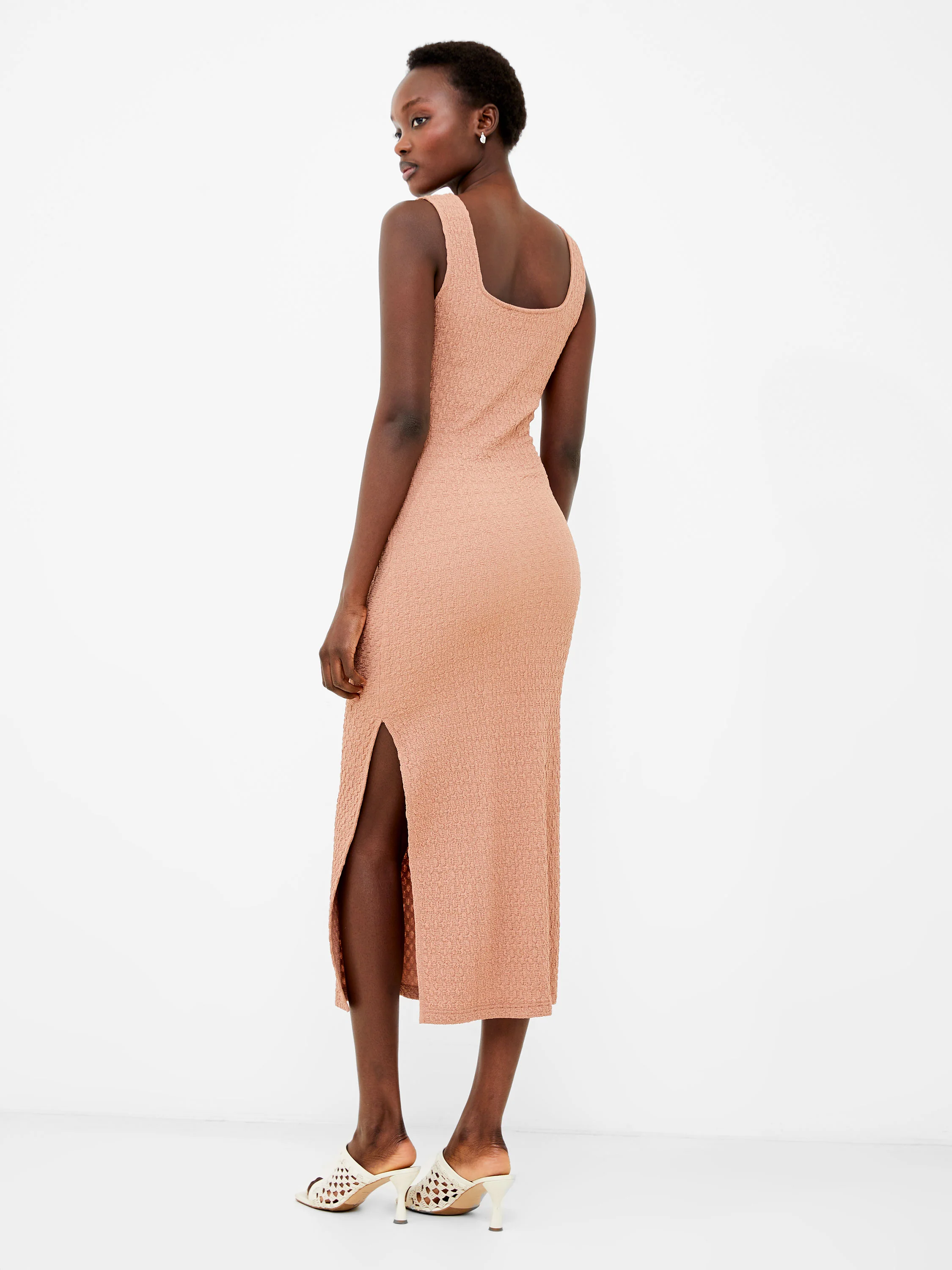 Sadie Textured Maxi Dress - Image 4