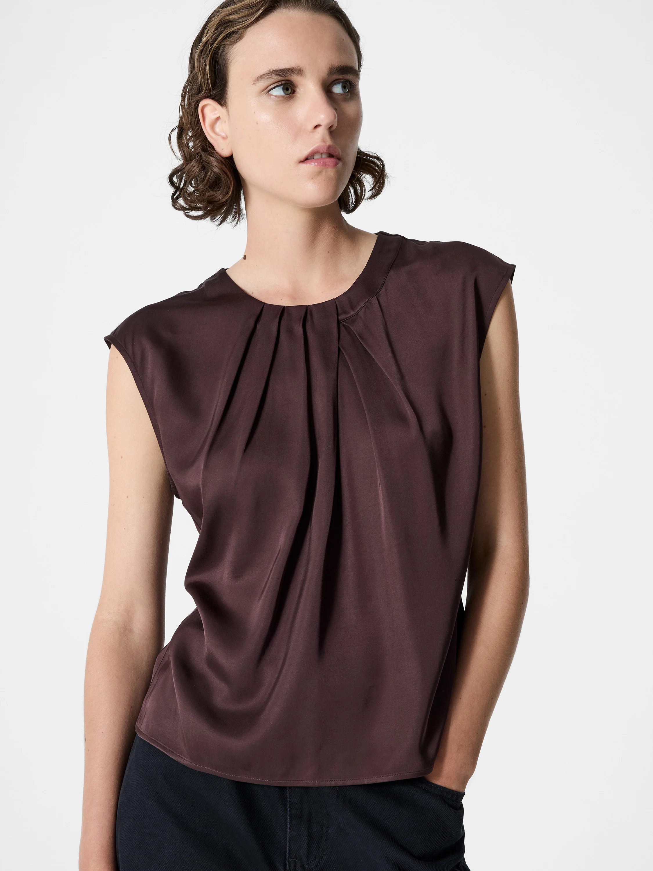 Sera Eco Satin Pleated Sleeveless Blouse - Image 2